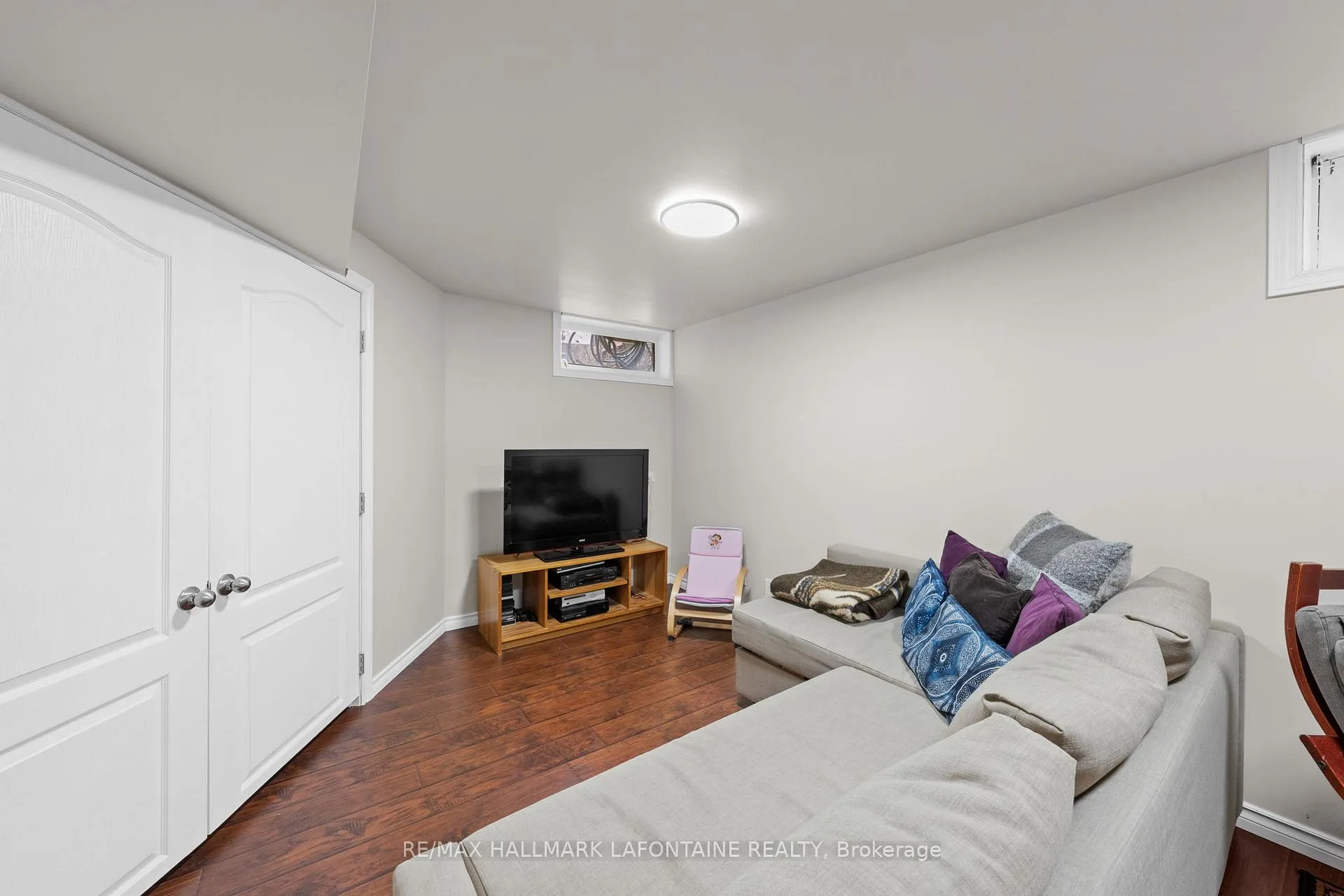 Photo 24 of 7911 Jeanne D'arc Boulevard N, Ottawa, Orleans Wood — HOMEH