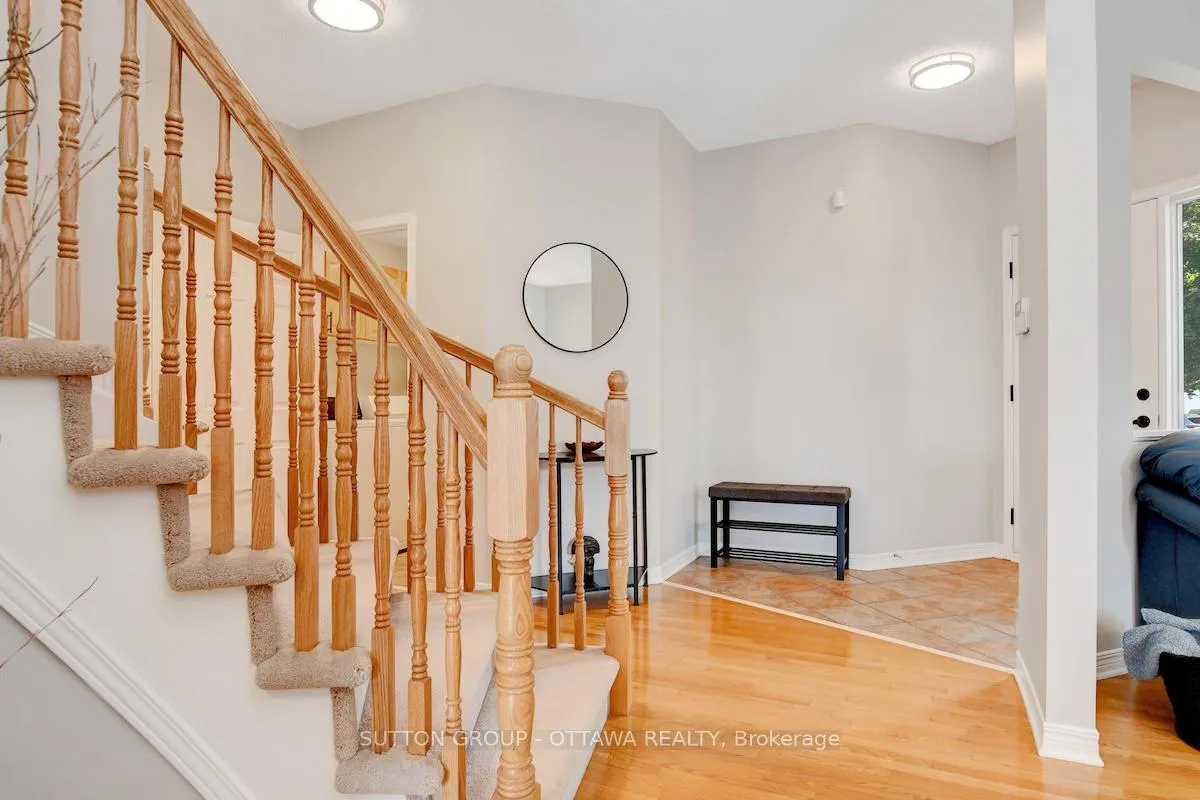 Photo 7 of 22 Dunnet Court, Ottawa, Kanata - Glencairn/Hazeldean — HOMEH