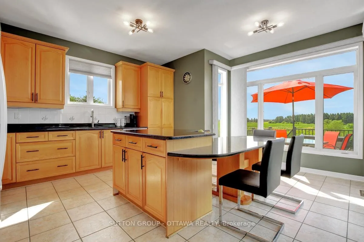Photo 15 of 22 Dunnet Court, Ottawa, Kanata - Glencairn/Hazeldean — HOMEH