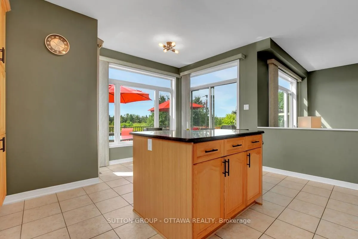 Photo 18 of 22 Dunnet Court, Ottawa, Kanata - Glencairn/Hazeldean — HOMEH