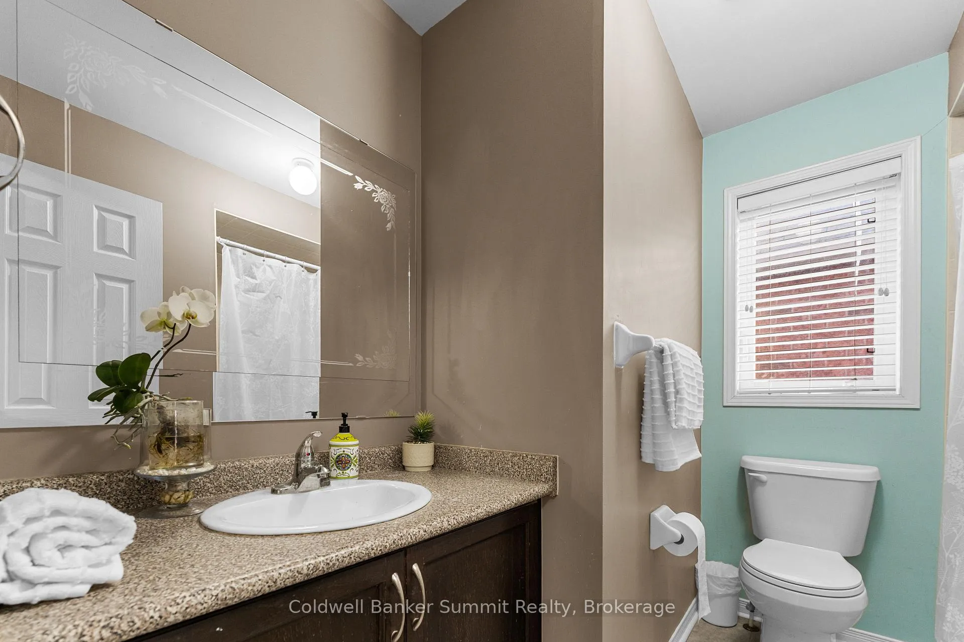 Photo 17 of 150 Laramie Crescent, Vaughan, Patterson — HOMEH
