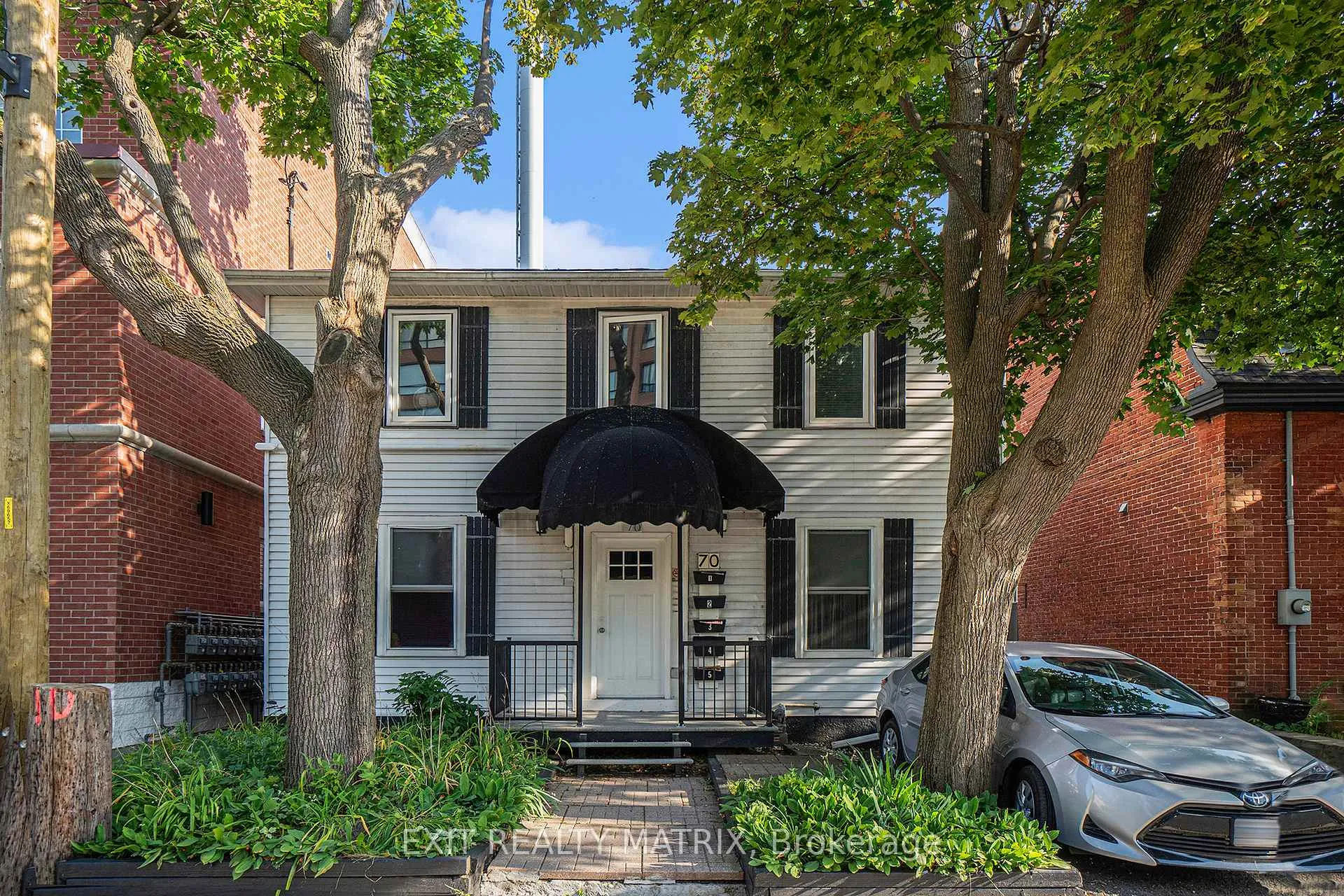 Photo 2 of 70 Bolton Street, Ottawa, Lower Town/Byward Market — HOMEH