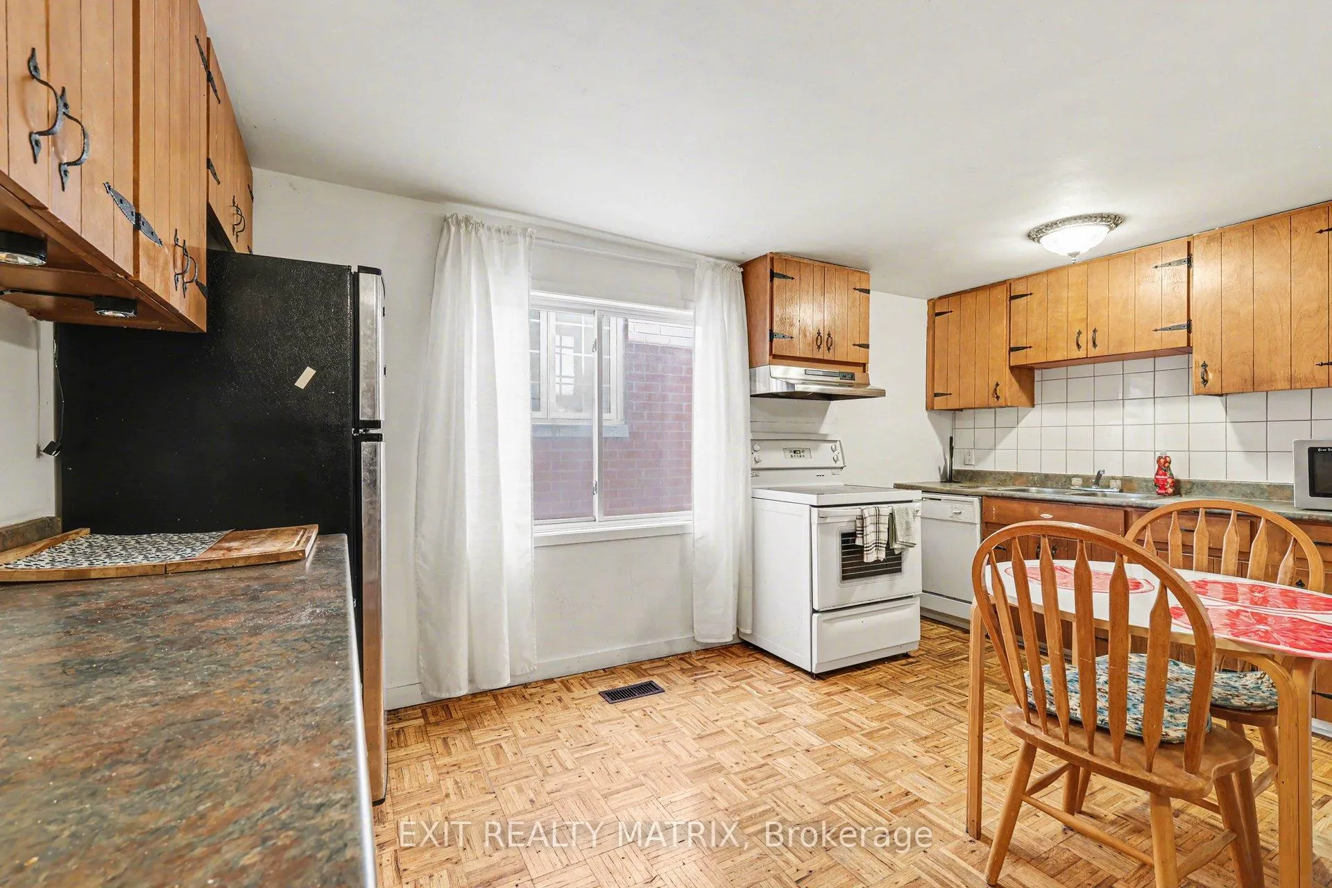 Photo 6 of 70 Bolton Street, Ottawa, Lower Town/Byward Market — HOMEH