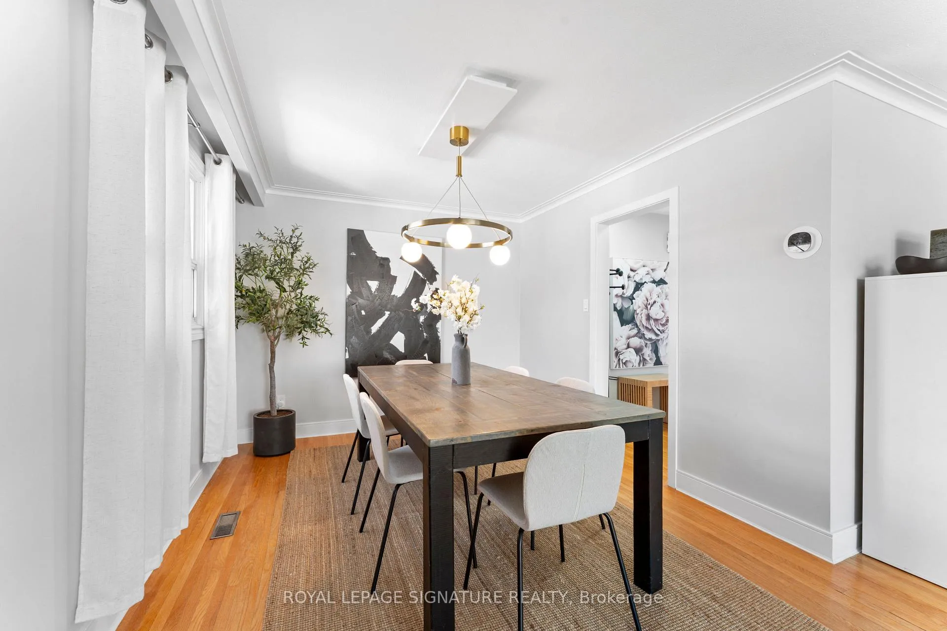 Photo 14 of 5 Westwynd Court, Etobicoke, Willowridge-Martingrove-Richview — HOMEH