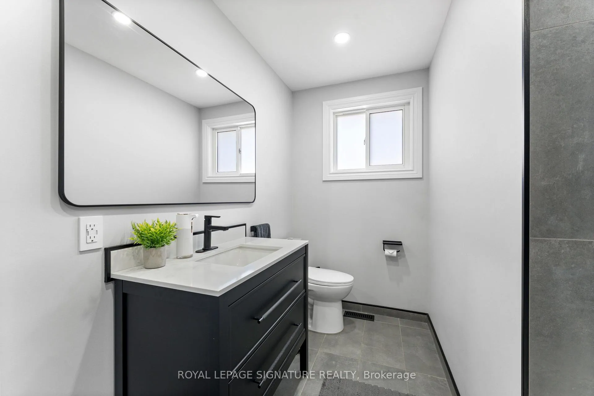 Photo 30 of 5 Westwynd Court, Etobicoke, Willowridge-Martingrove-Richview — HOMEH