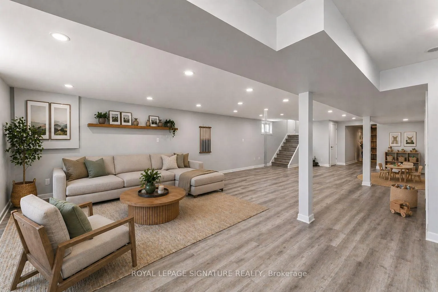Photo 35 of 5 Westwynd Court, Etobicoke, Willowridge-Martingrove-Richview — HOMEH