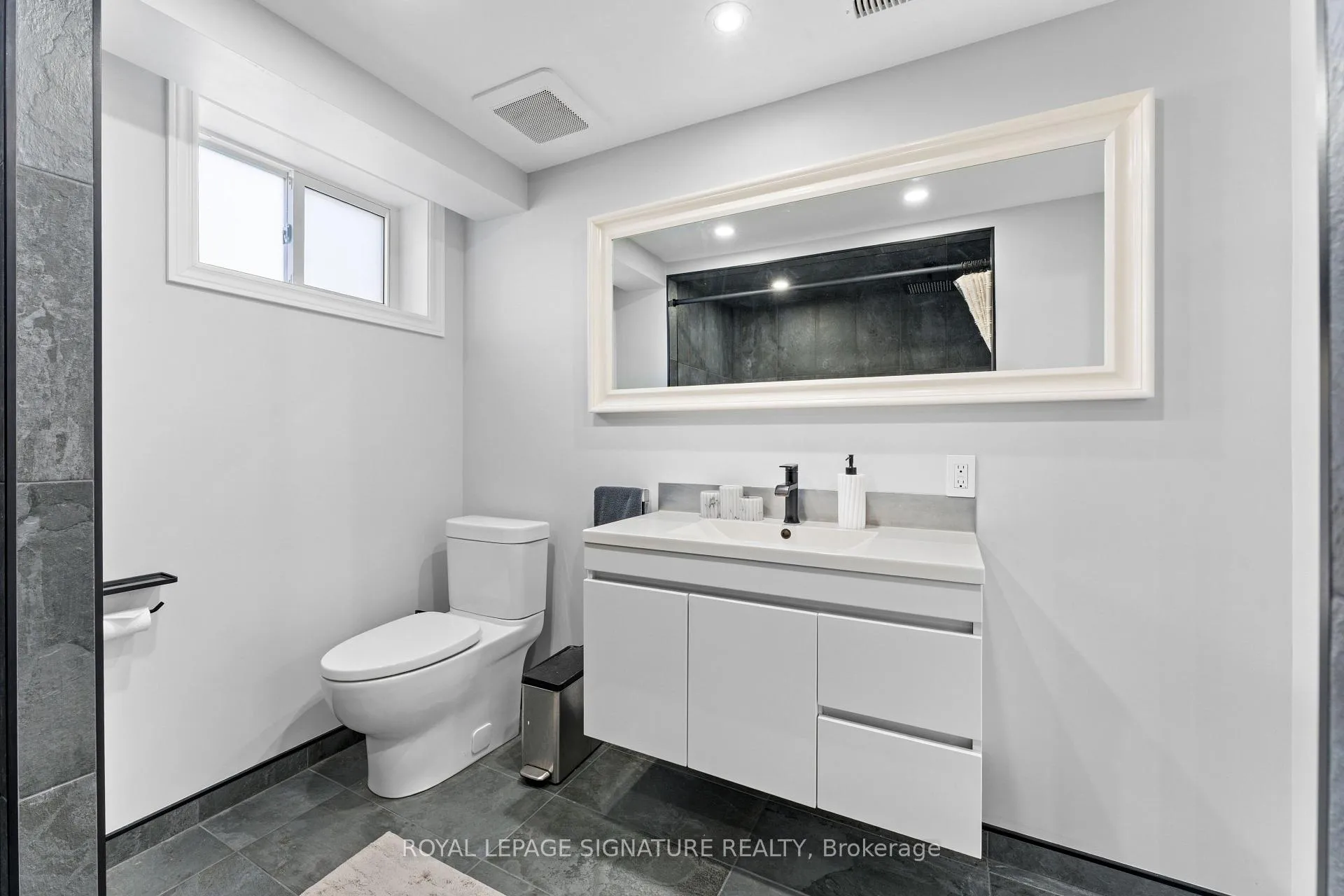 Photo 41 of 5 Westwynd Court, Etobicoke, Willowridge-Martingrove-Richview — HOMEH