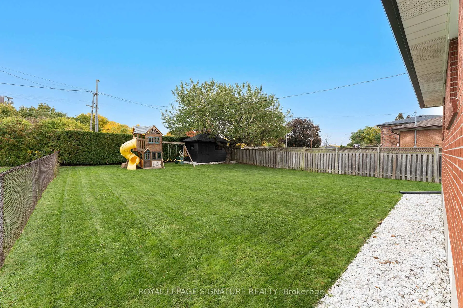Photo 44 of 5 Westwynd Court, Etobicoke, Willowridge-Martingrove-Richview — HOMEH
