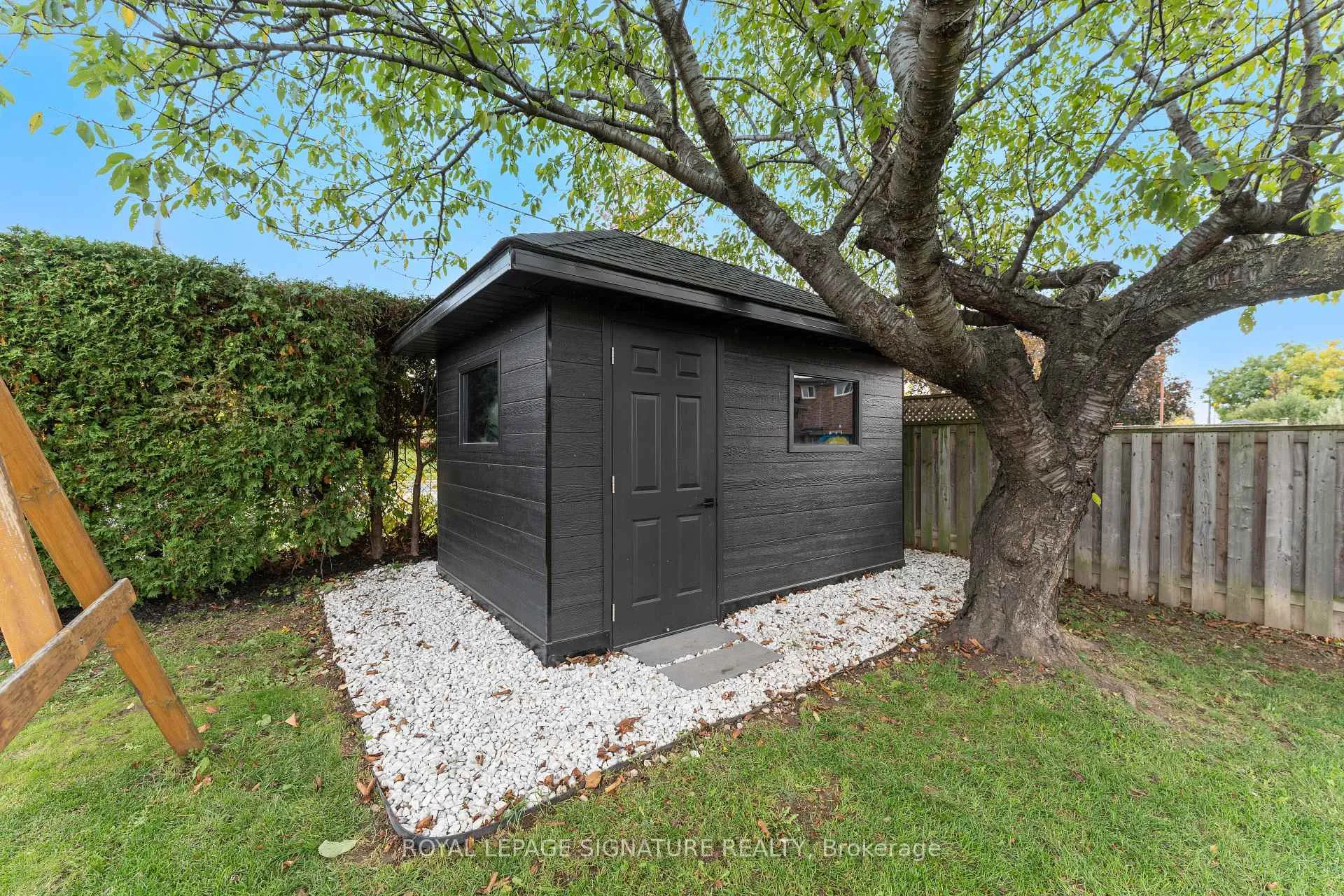 Photo 47 of 5 Westwynd Court, Etobicoke, Willowridge-Martingrove-Richview — HOMEH