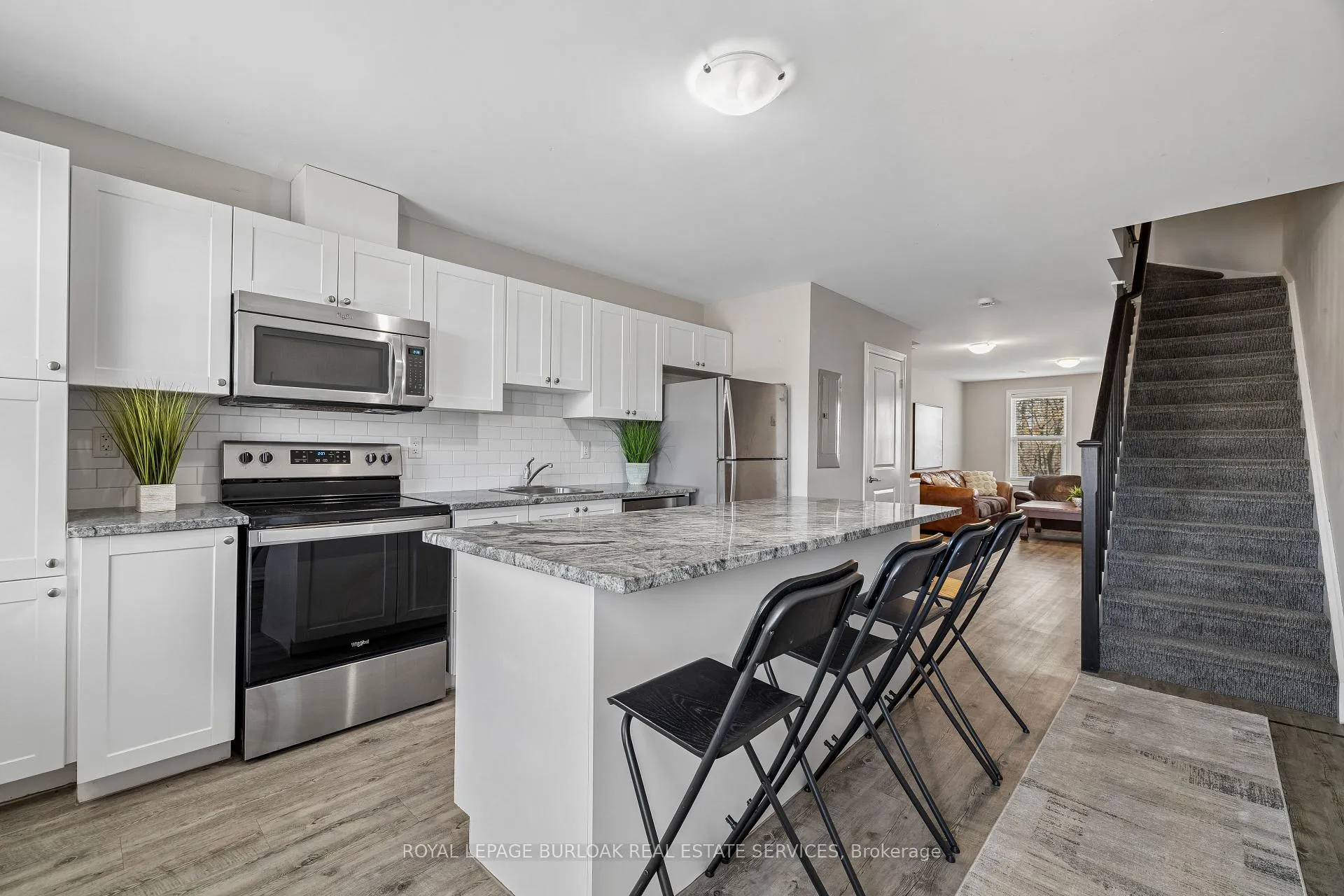 Photo 6 of Unit 7, 807 Gordon Street, Guelph, Kortright West — HOMEH