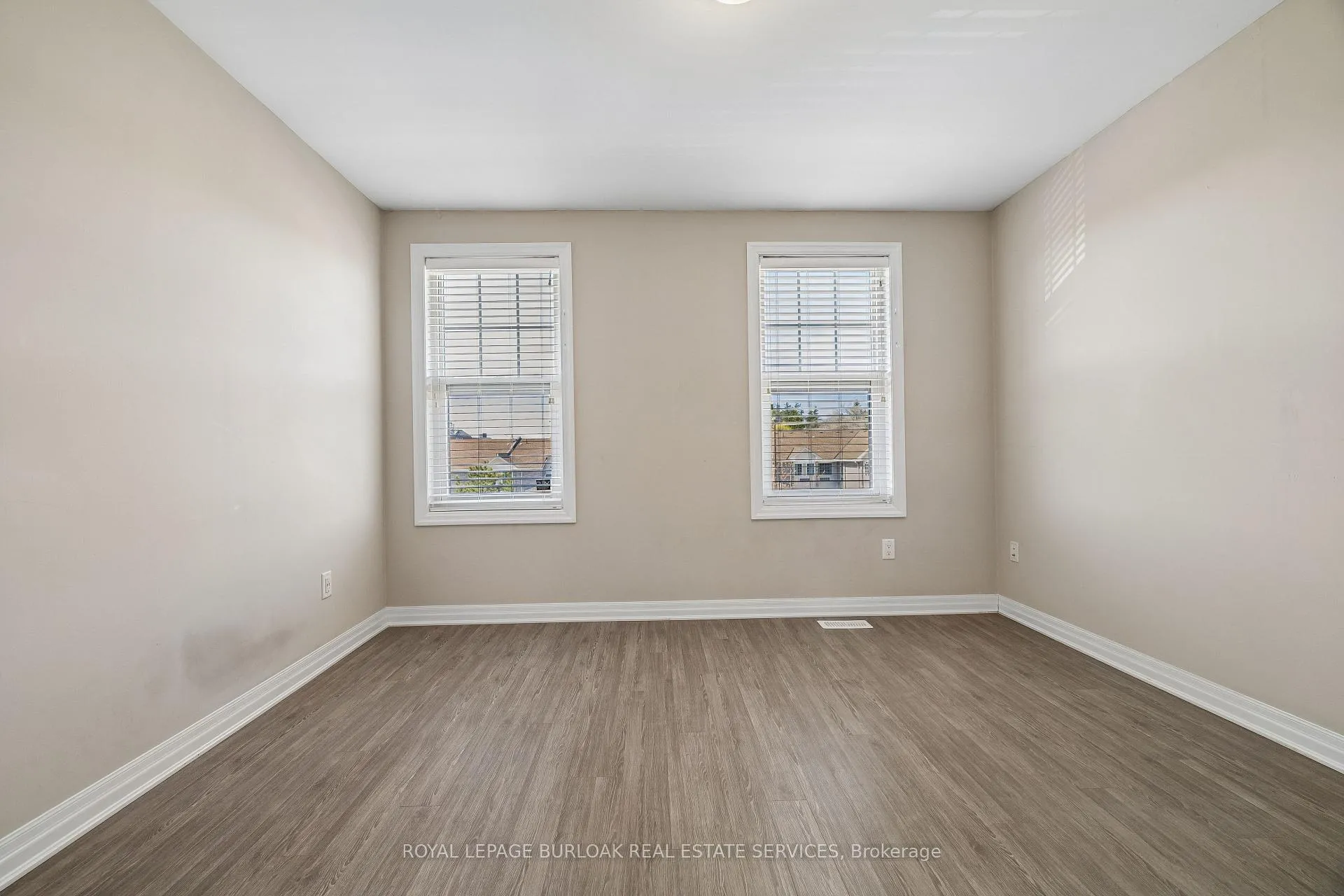 Photo 21 of Unit 7, 807 Gordon Street, Guelph, Kortright West — HOMEH