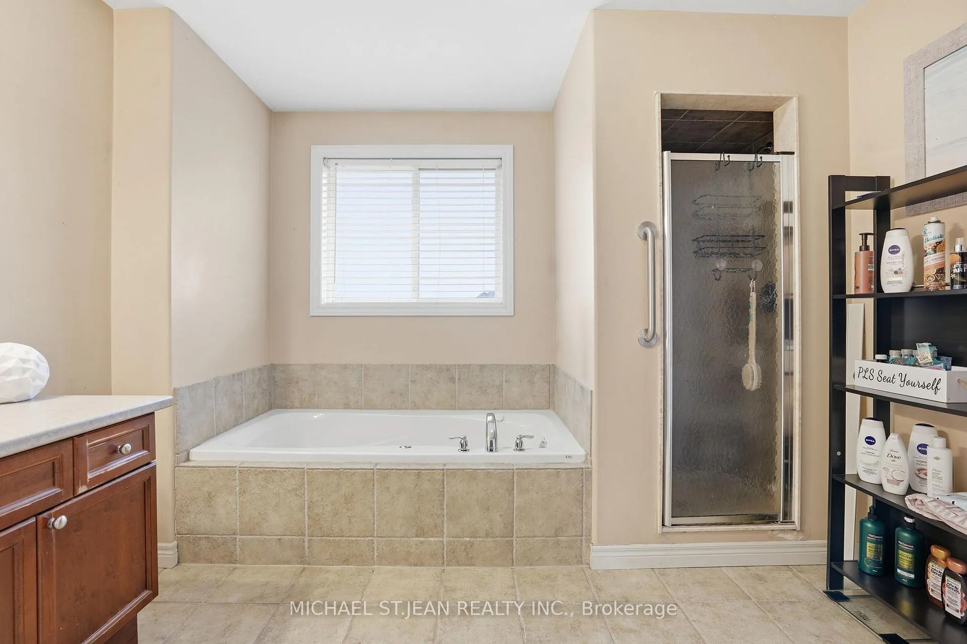 Photo 21 of 4301 Arejay Avenue, Lincoln, Lincoln Lake — HOMEH