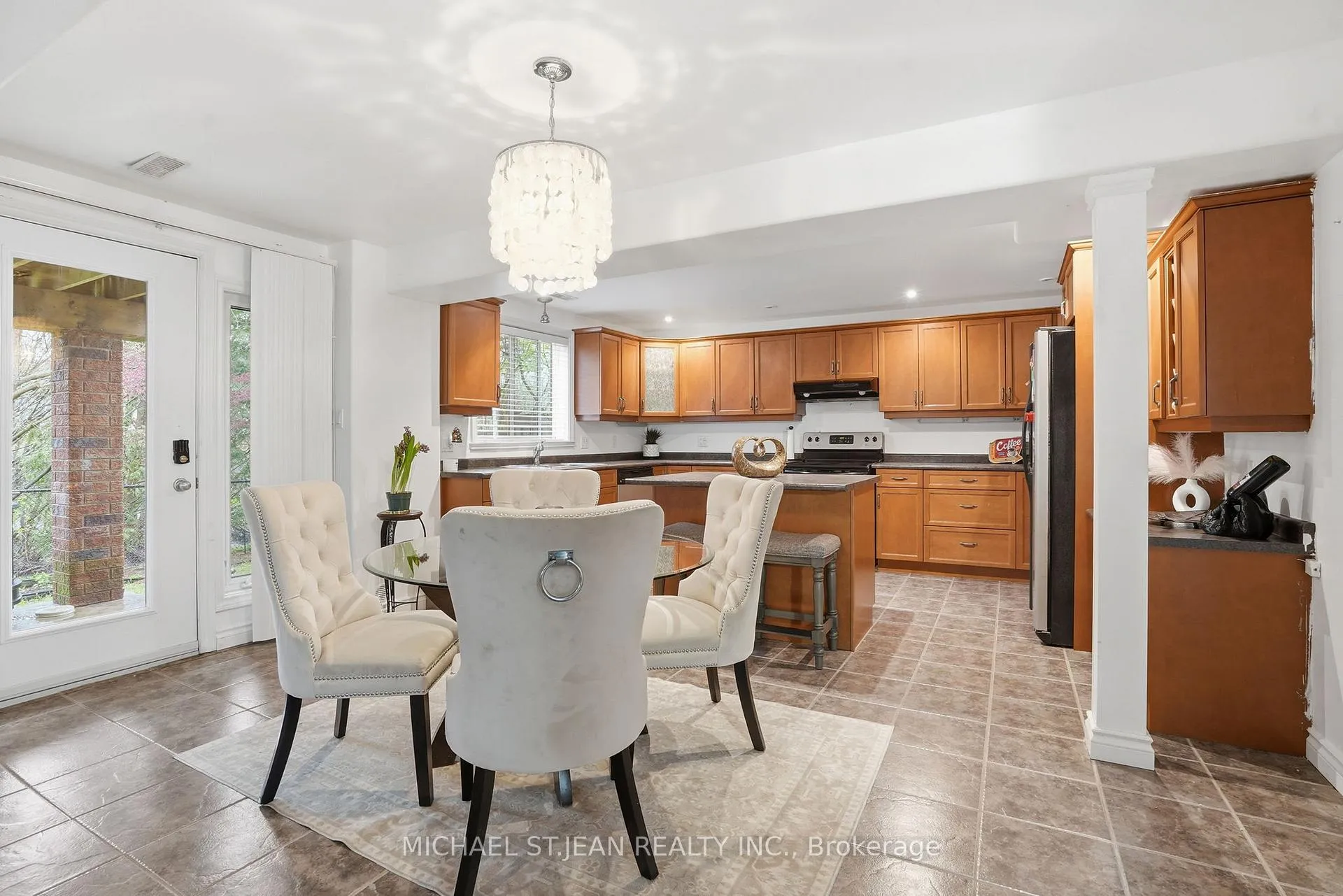 Photo 29 of 4301 Arejay Avenue, Lincoln, Lincoln Lake — HOMEH