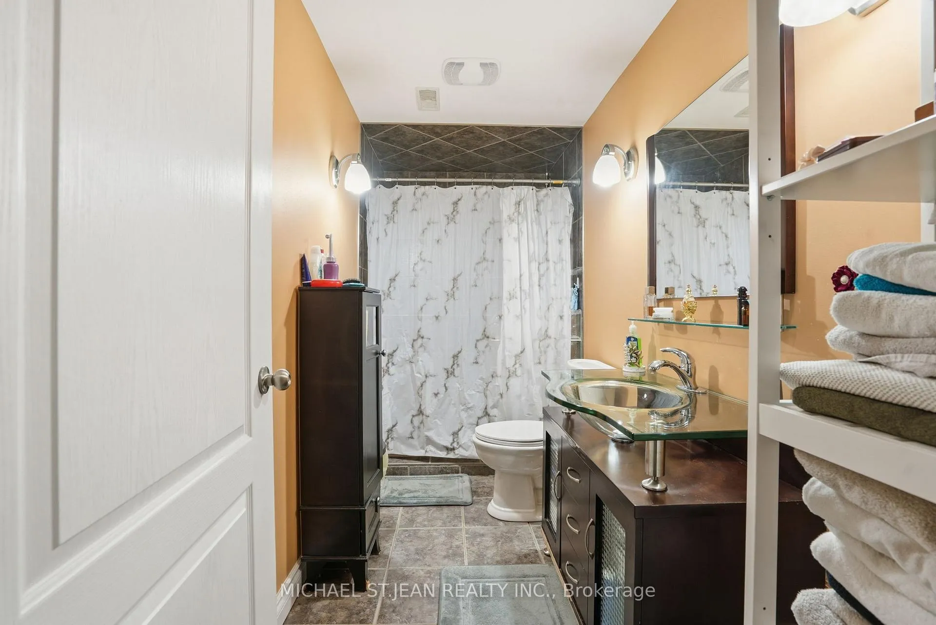 Photo 37 of 4301 Arejay Avenue, Lincoln, Lincoln Lake — HOMEH