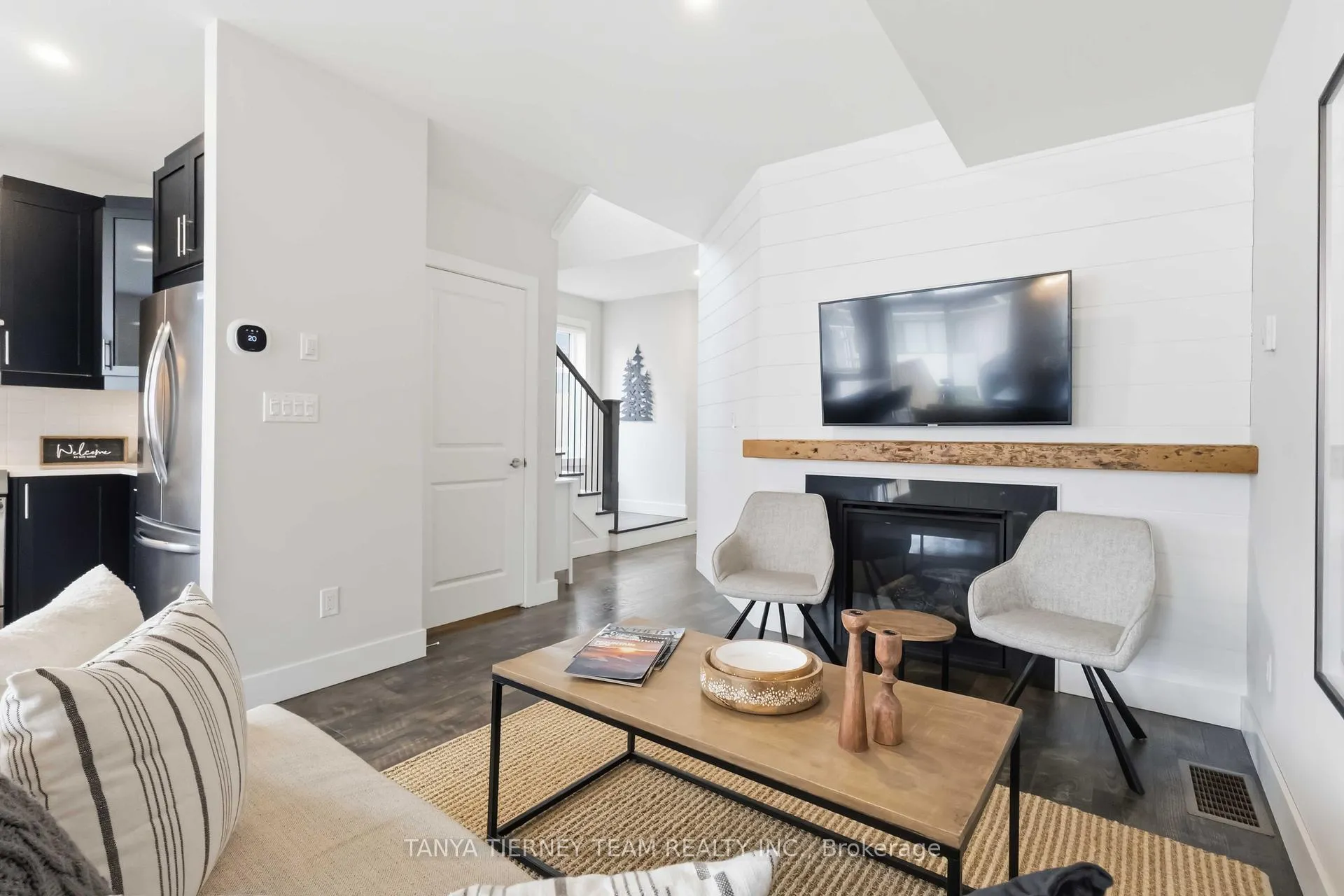 Photo 8 of 106 Sycamore Street, Blue Mountains — HOMEH