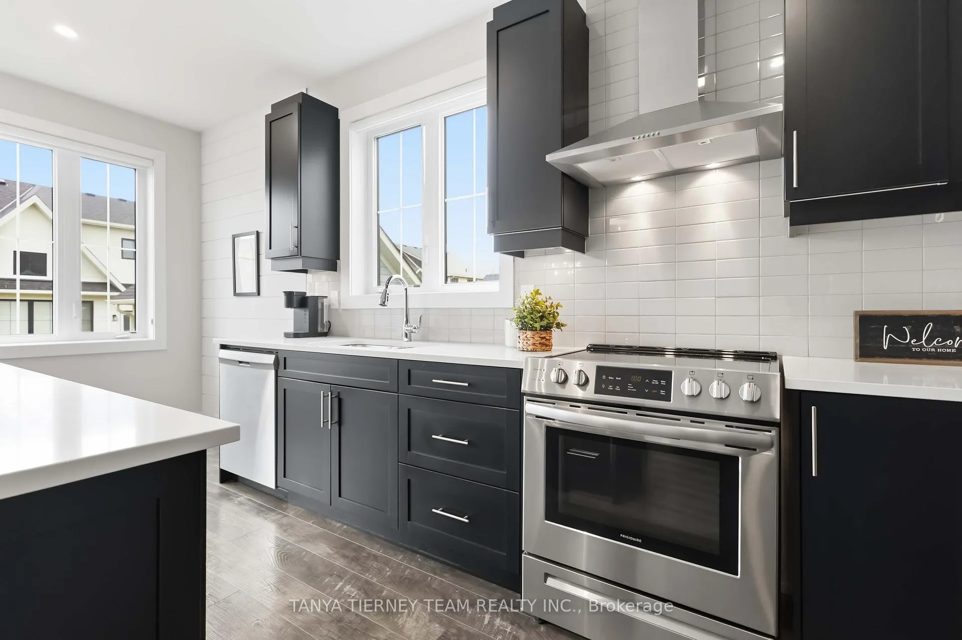Photo 13 of 106 Sycamore Street, Blue Mountains — HOMEH
