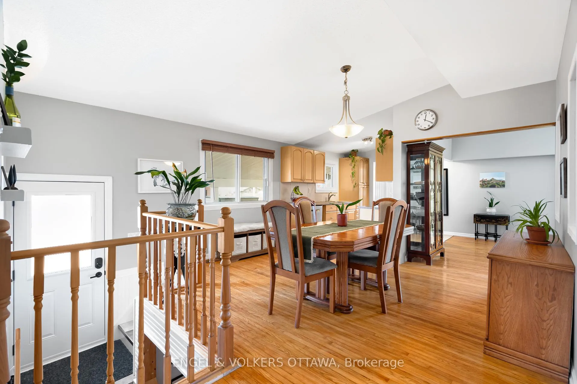 Photo 14 of 1004 Pleasant Park Road, Ottawa, Elmvale Acres/Urbandale — HOMEH