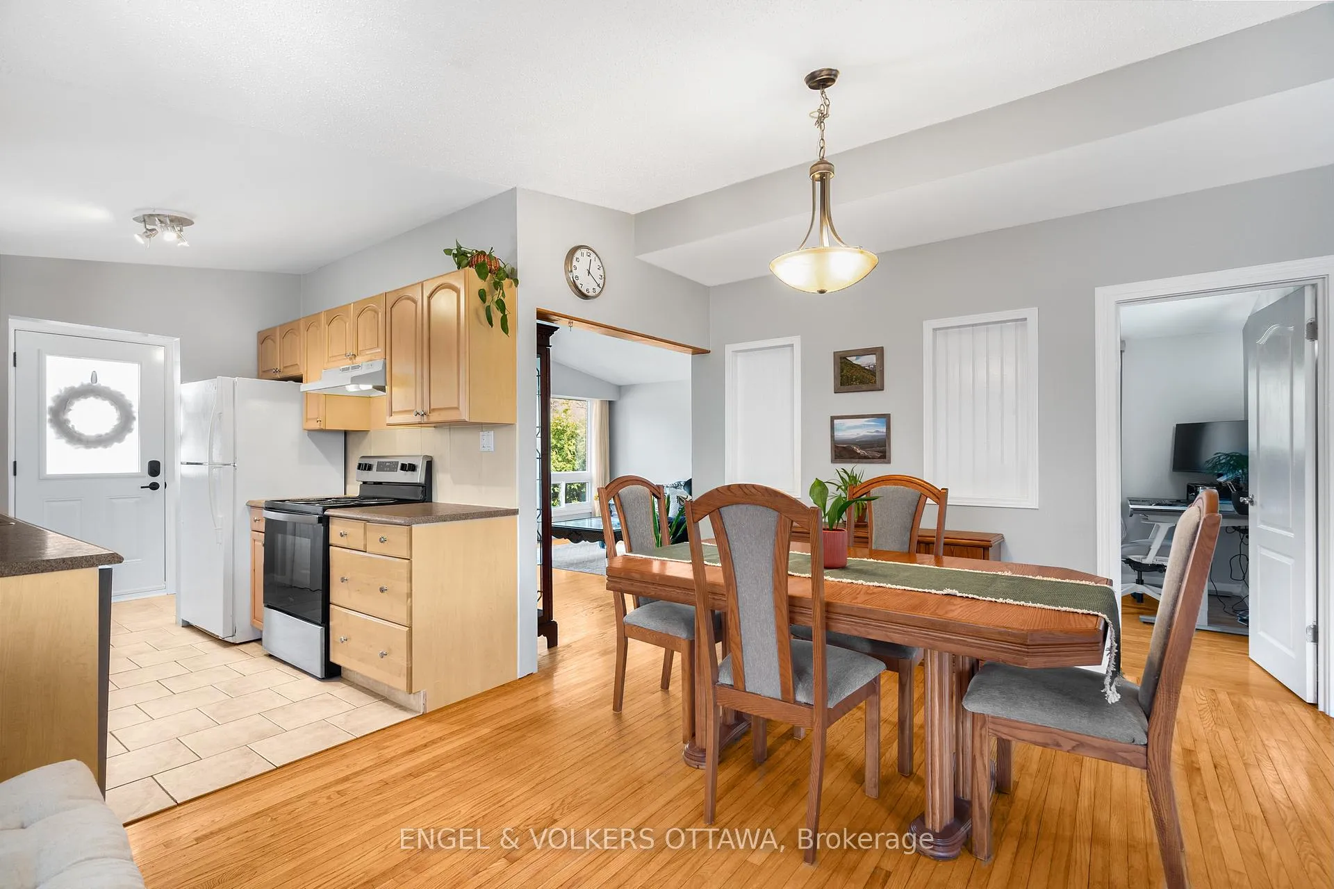Photo 15 of 1004 Pleasant Park Road, Ottawa, Elmvale Acres/Urbandale — HOMEH