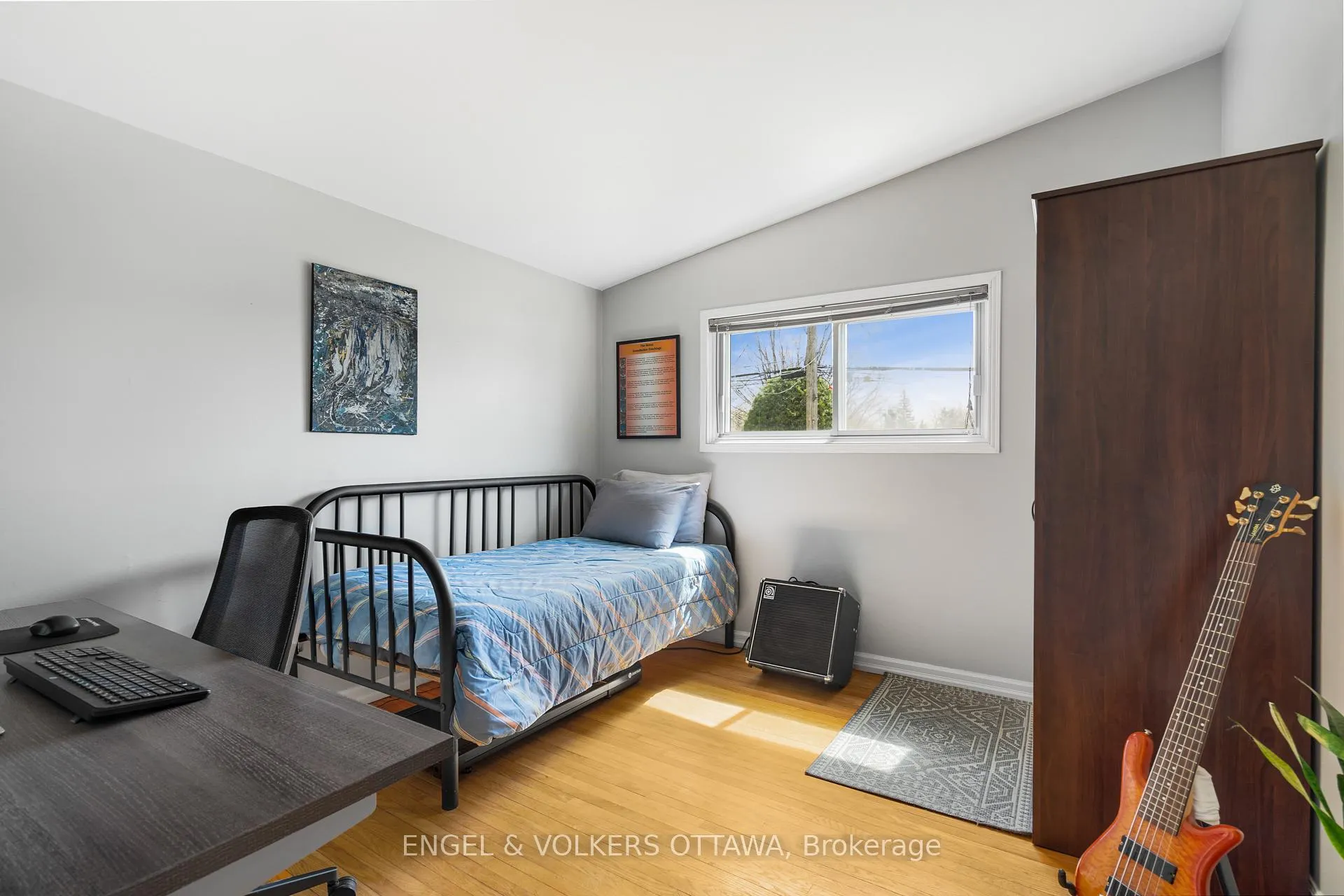 Photo 21 of 1004 Pleasant Park Road, Ottawa, Elmvale Acres/Urbandale — HOMEH