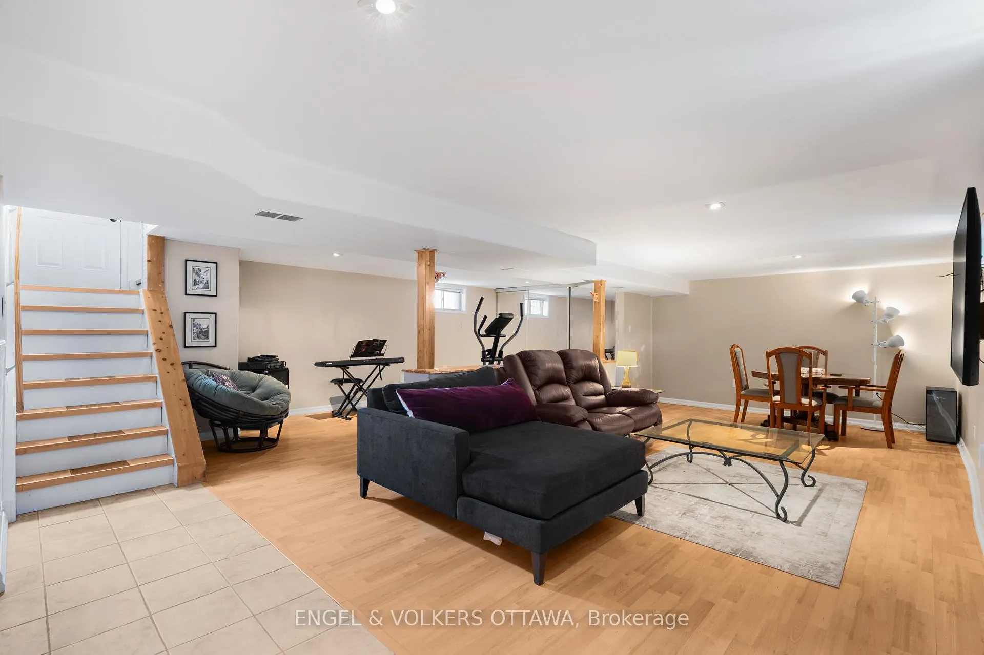 Photo 30 of 1004 Pleasant Park Road, Ottawa, Elmvale Acres/Urbandale — HOMEH