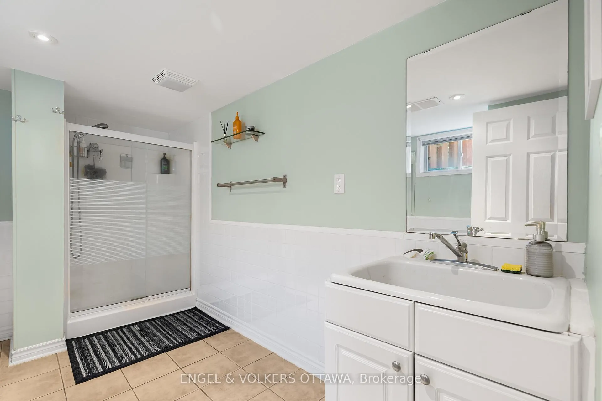 Photo 36 of 1004 Pleasant Park Road, Ottawa, Elmvale Acres/Urbandale — HOMEH