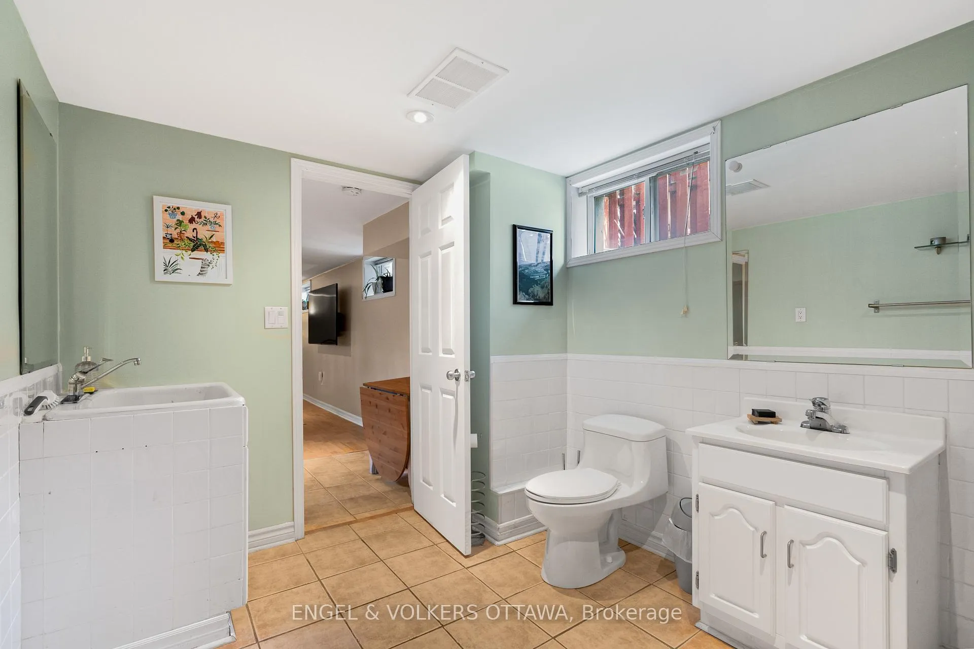 Photo 37 of 1004 Pleasant Park Road, Ottawa, Elmvale Acres/Urbandale — HOMEH
