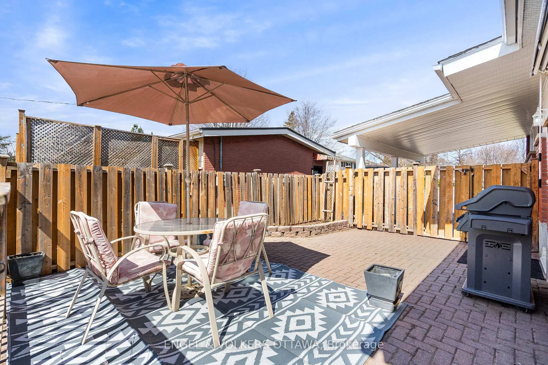 Photo 39 of 1004 Pleasant Park Road, Ottawa, Elmvale Acres/Urbandale — HOMEH