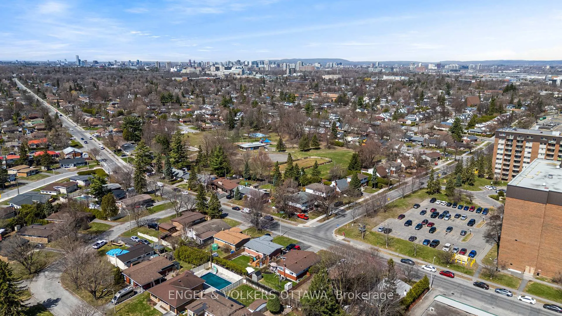 Photo 47 of 1004 Pleasant Park Road, Ottawa, Elmvale Acres/Urbandale — HOMEH