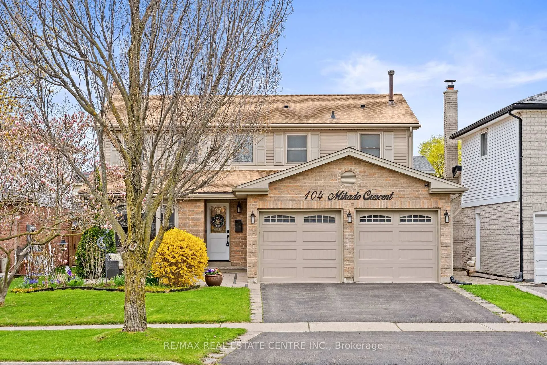 Photo 1 of 104 Mikado Crescent, Brampton, Central Park — HOMEH