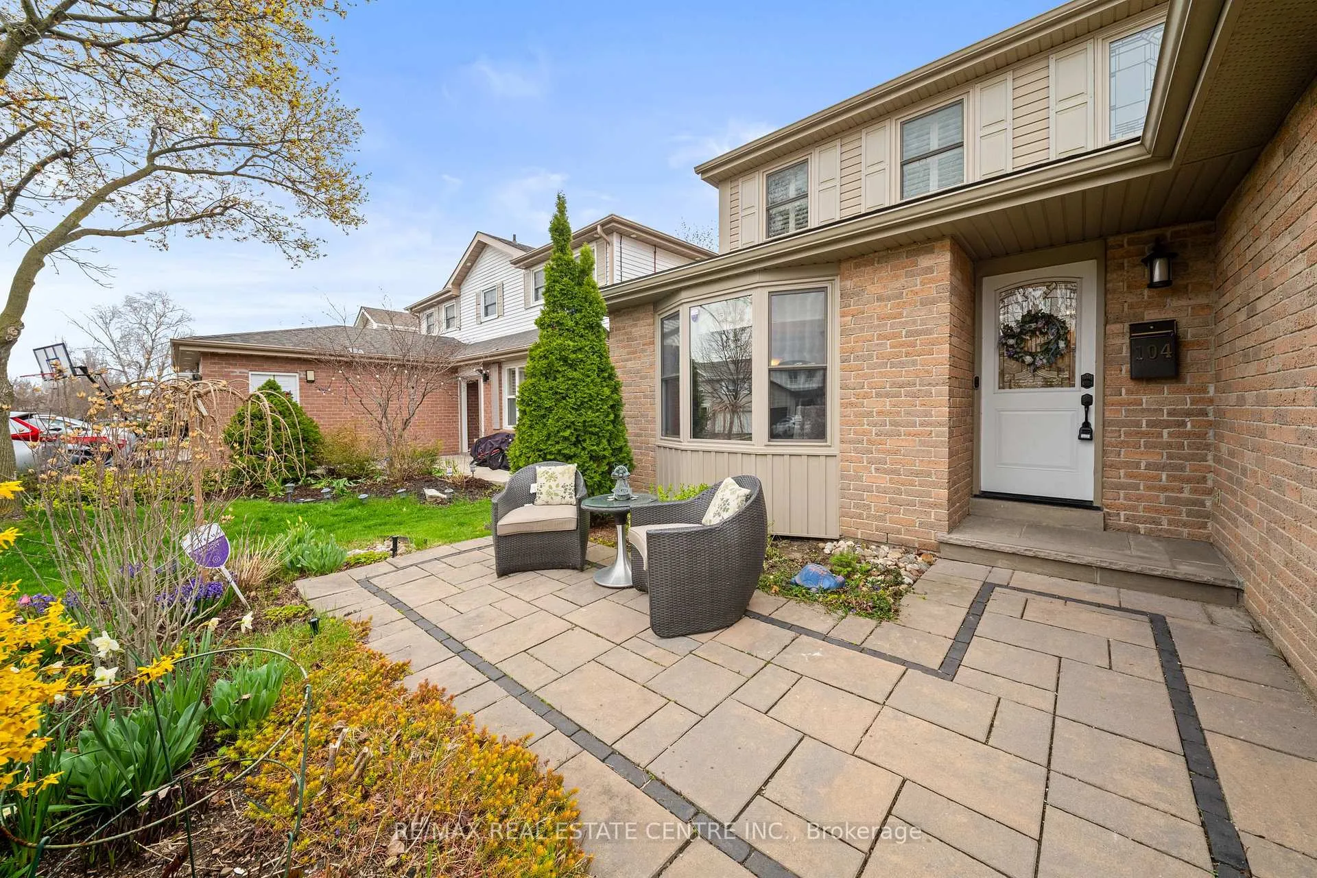 Photo 5 of 104 Mikado Crescent, Brampton, Central Park — HOMEH