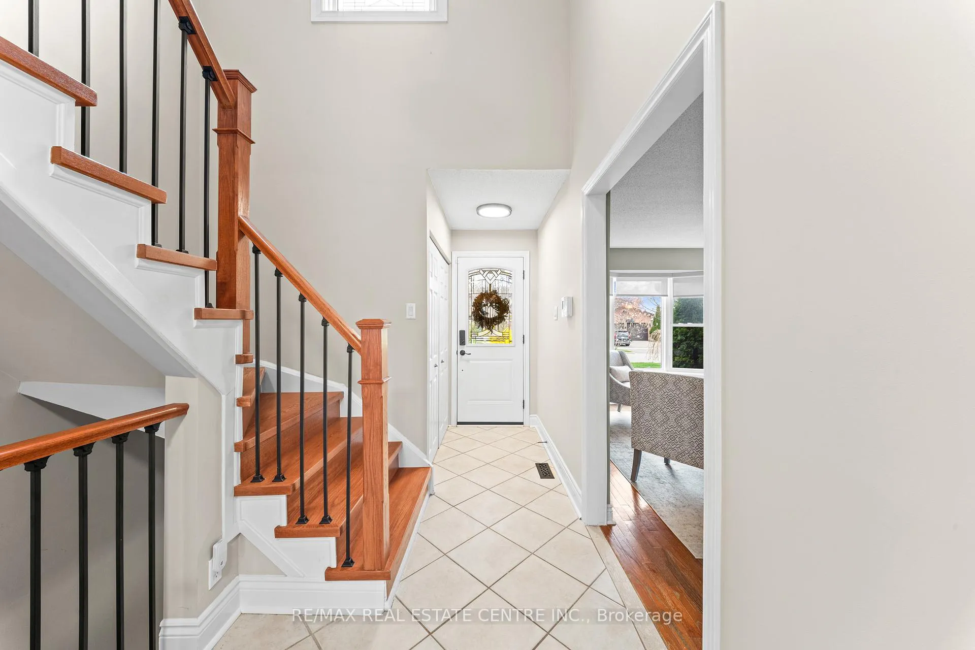 Photo 7 of 104 Mikado Crescent, Brampton, Central Park — HOMEH