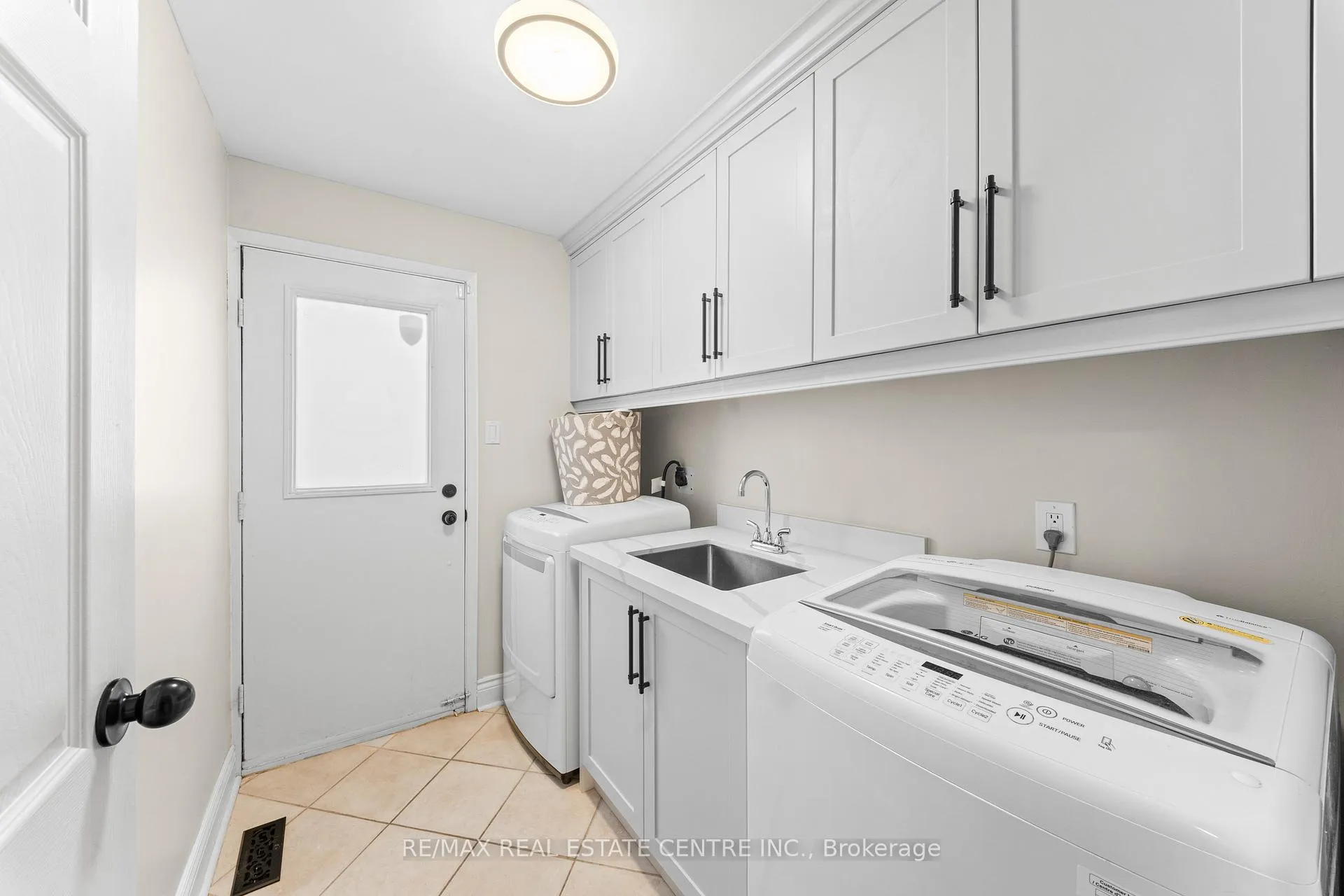 Photo 27 of 104 Mikado Crescent, Brampton, Central Park — HOMEH