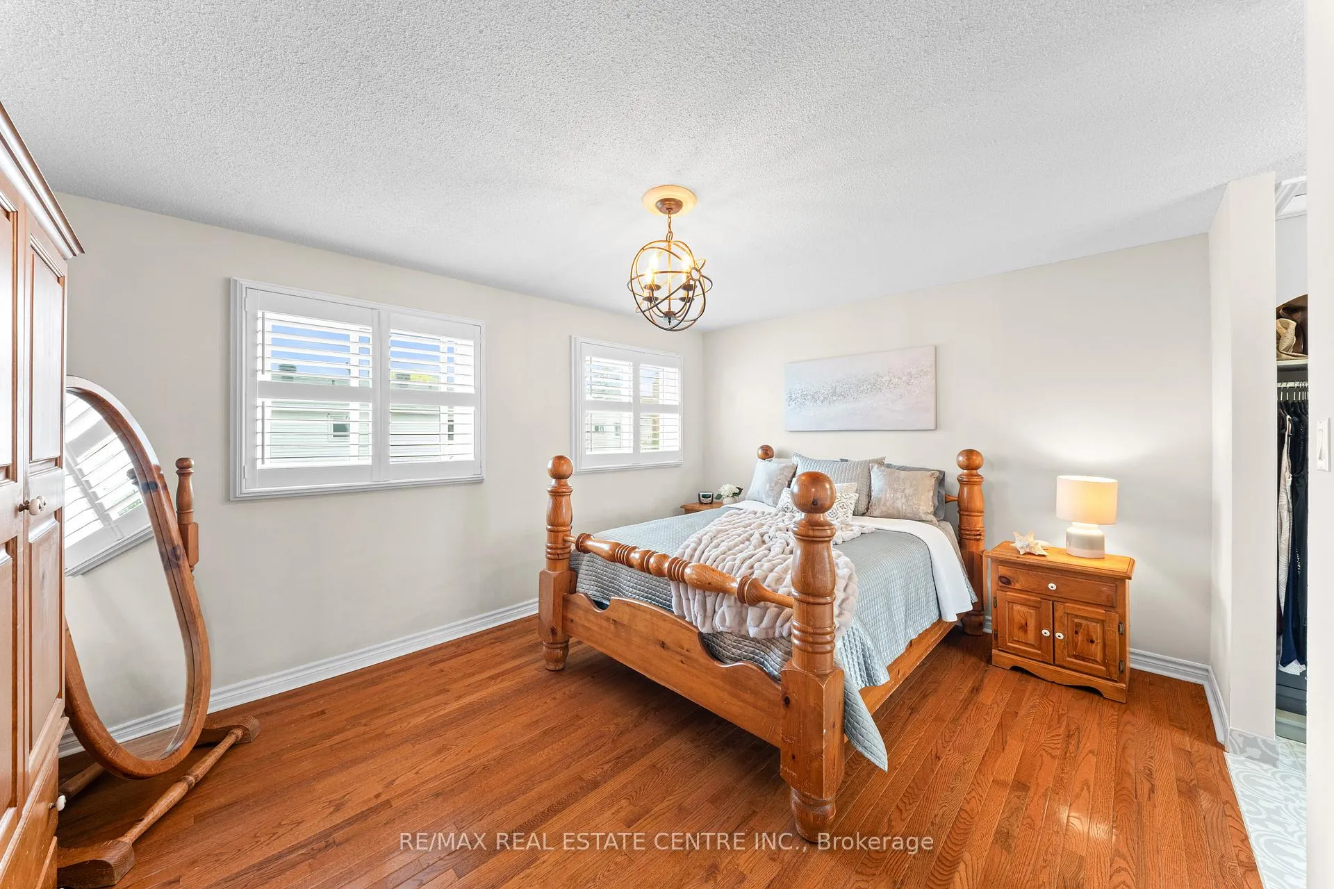 Photo 31 of 104 Mikado Crescent, Brampton, Central Park — HOMEH