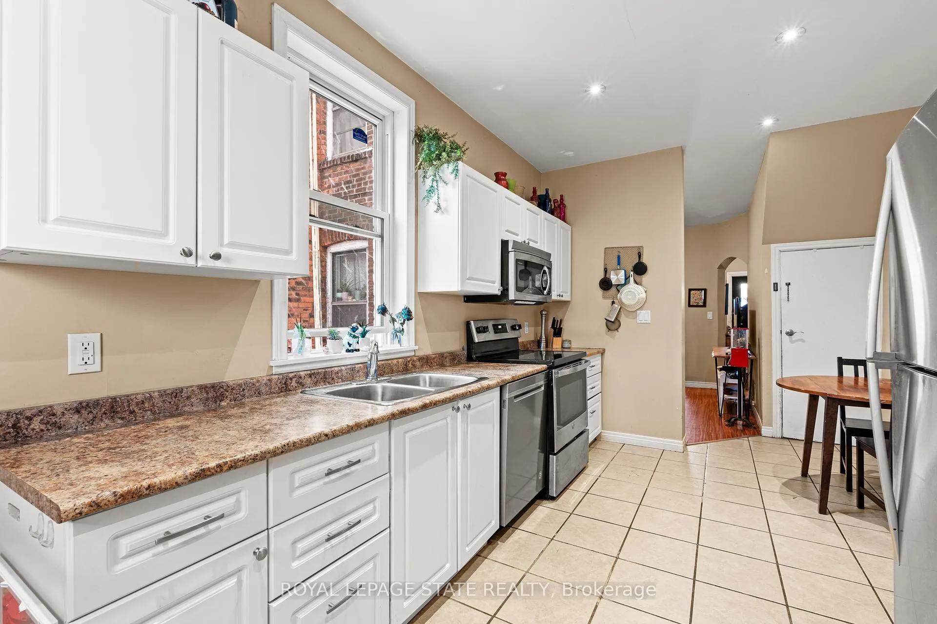 Photo 12 of 78 Clyde Street E, Hamilton, Landsdale — HOMEH