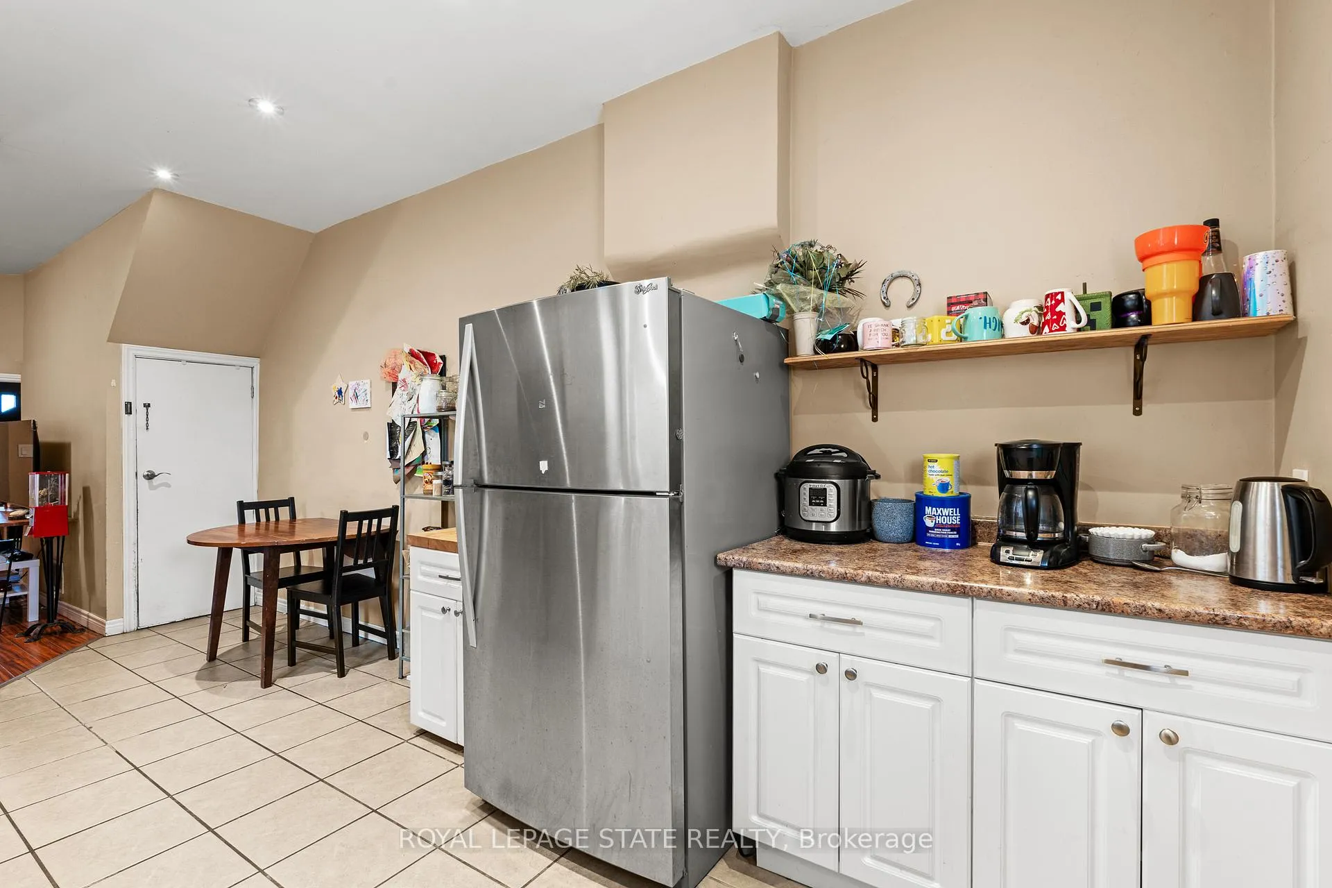 Photo 13 of 78 Clyde Street E, Hamilton, Landsdale — HOMEH
