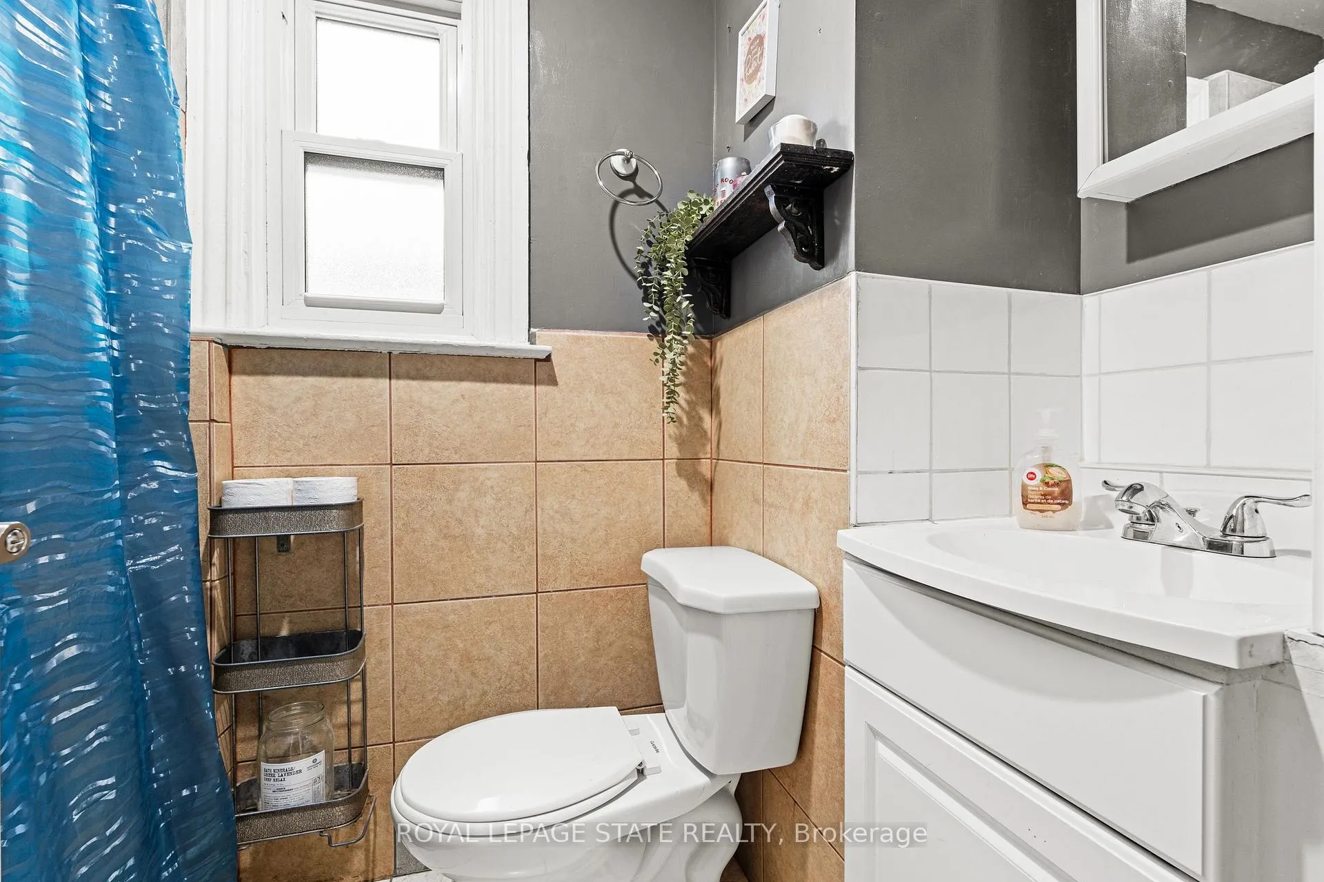 Photo 17 of 78 Clyde Street E, Hamilton, Landsdale — HOMEH