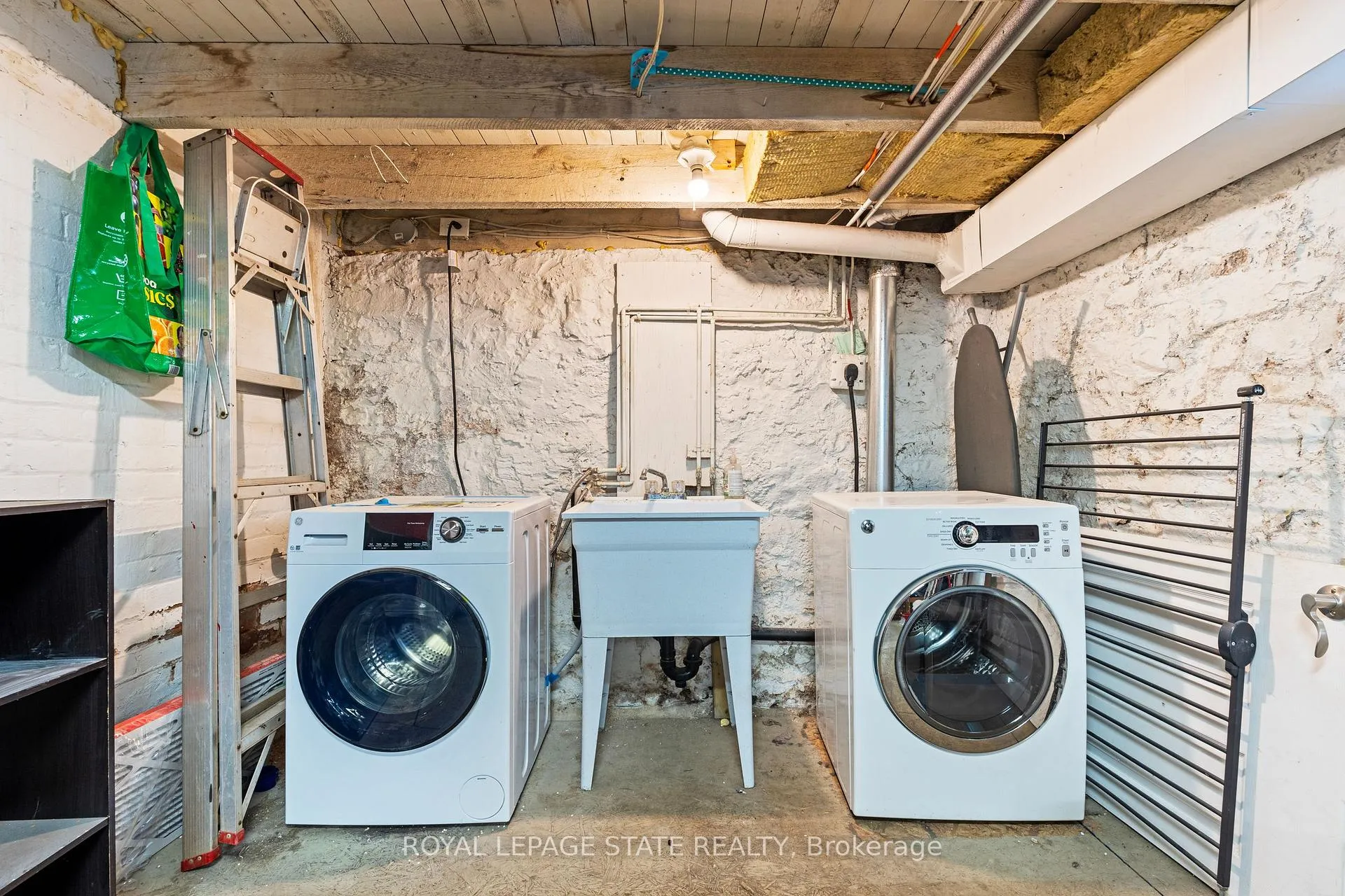 Photo 23 of 78 Clyde Street E, Hamilton, Landsdale — HOMEH