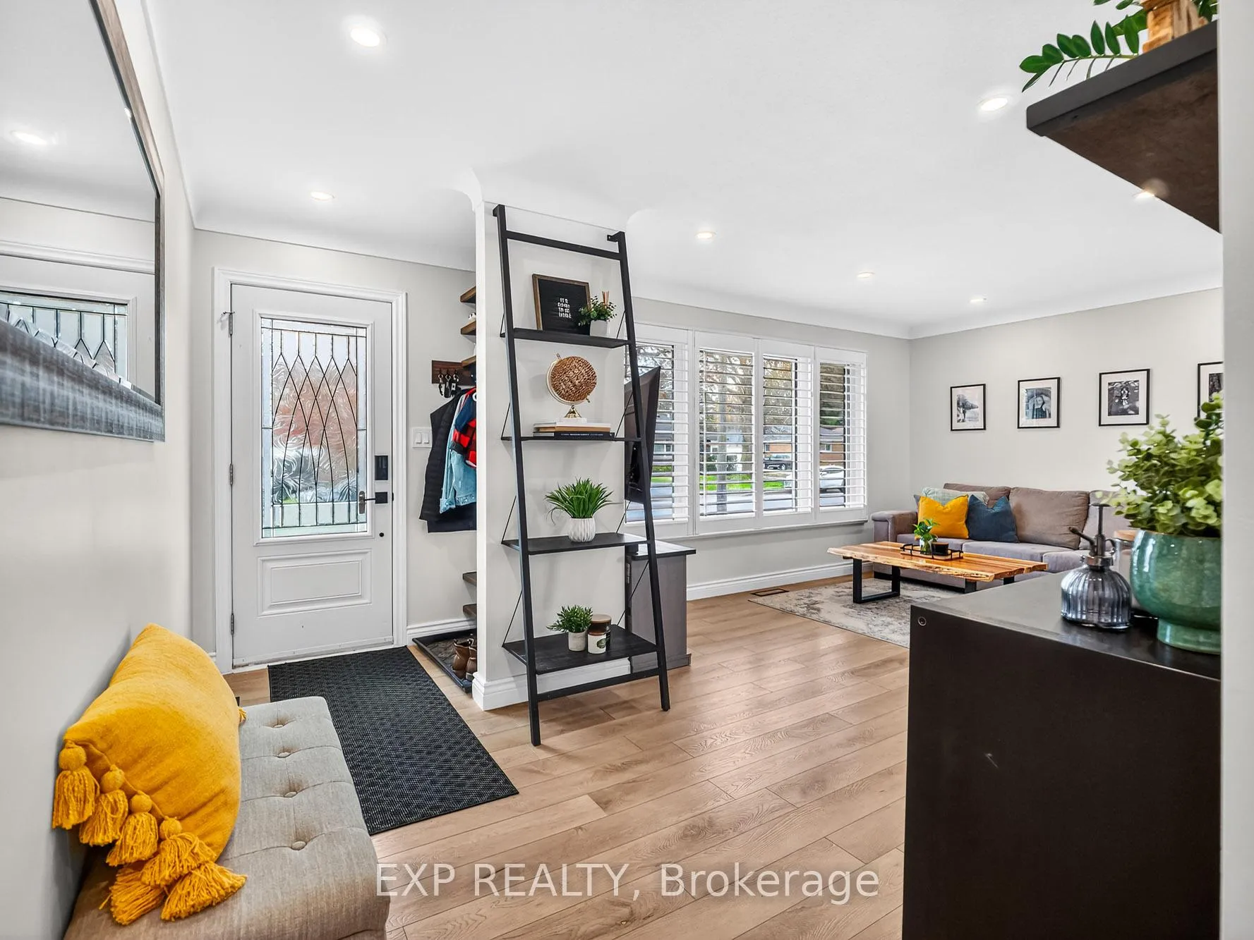 Photo 7 of 5010 David Avenue, Niagara Falls, Cherrywood — HOMEH