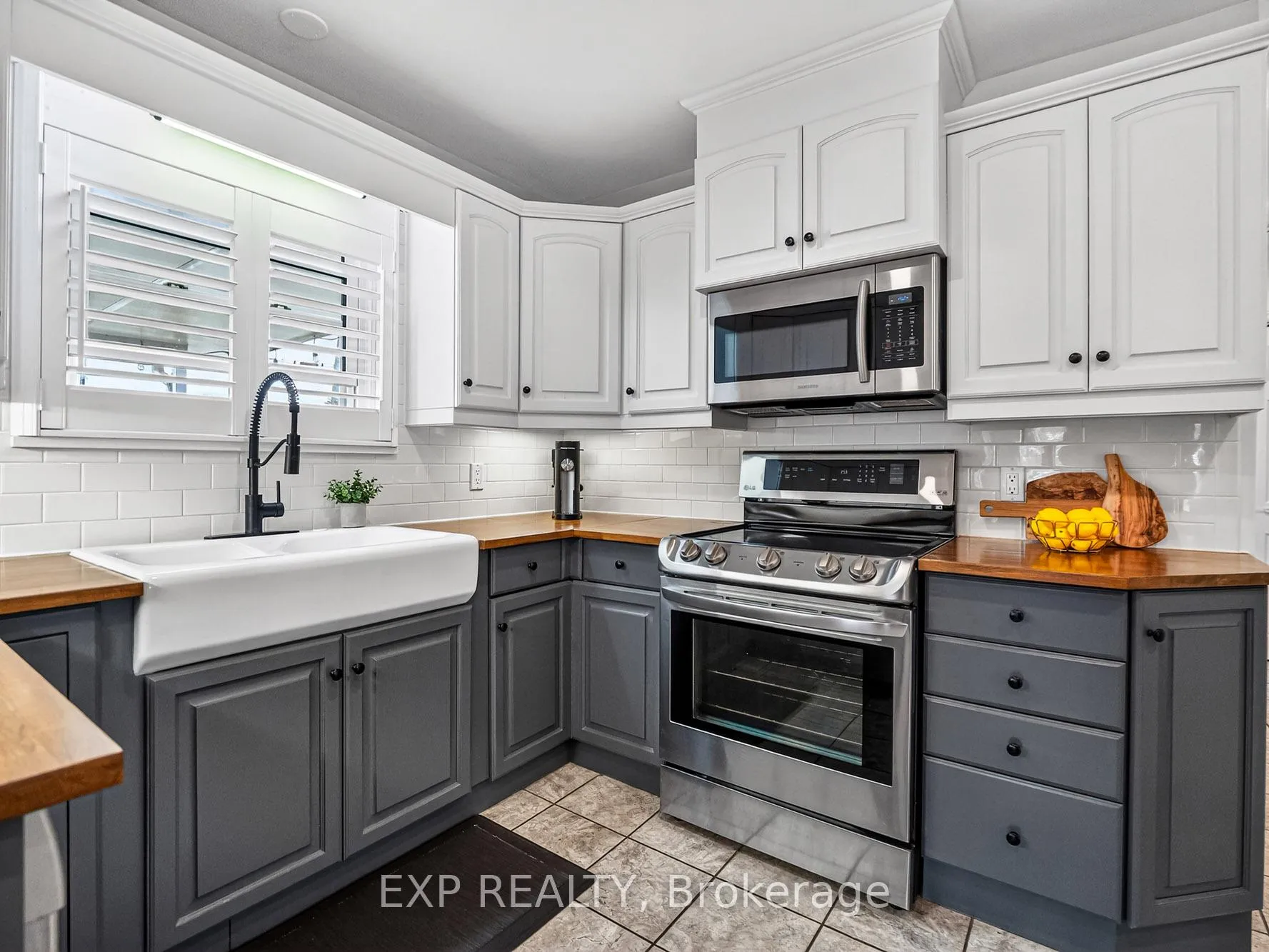Photo 11 of 5010 David Avenue, Niagara Falls, Cherrywood — HOMEH