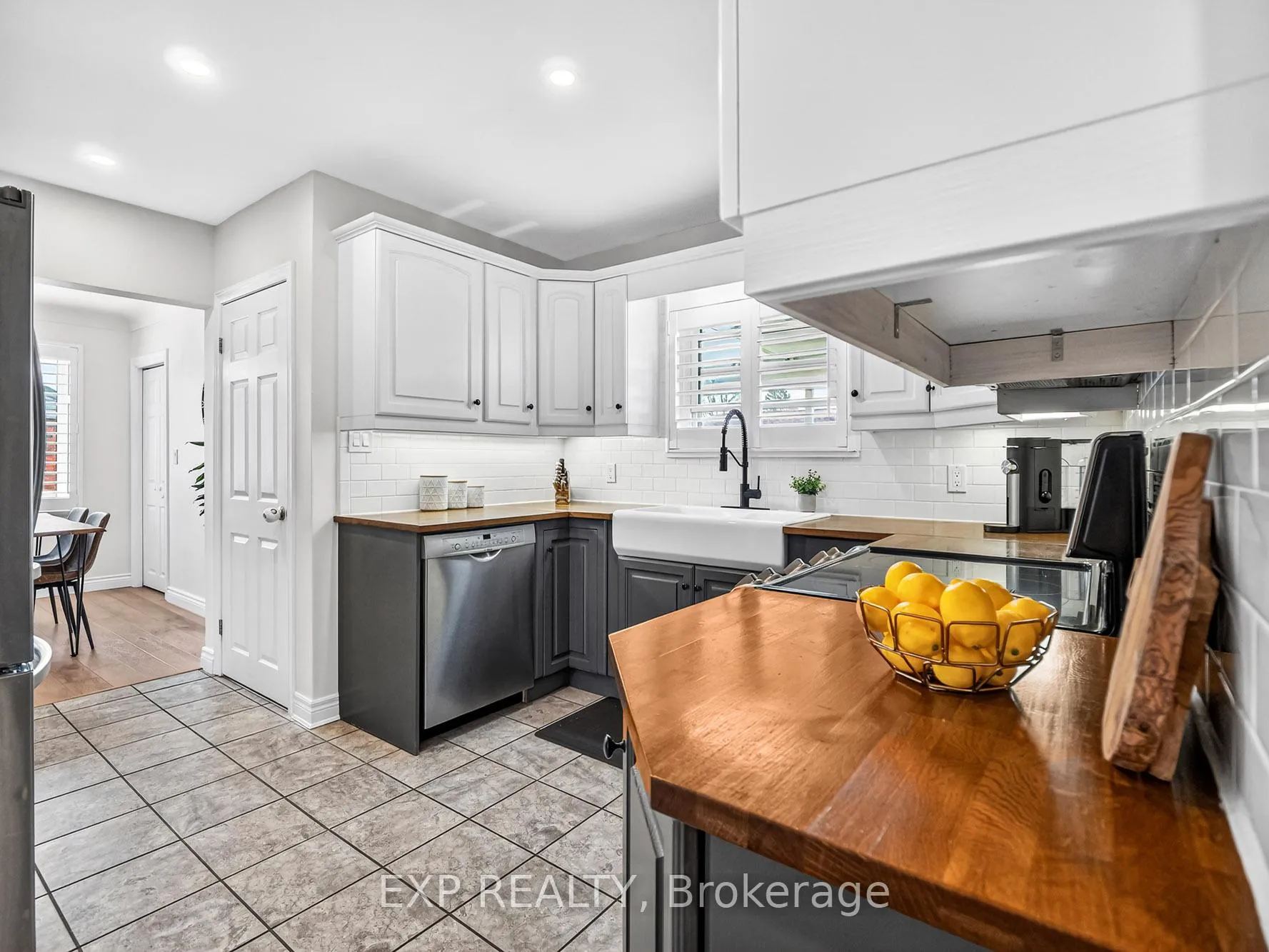 Photo 12 of 5010 David Avenue, Niagara Falls, Cherrywood — HOMEH