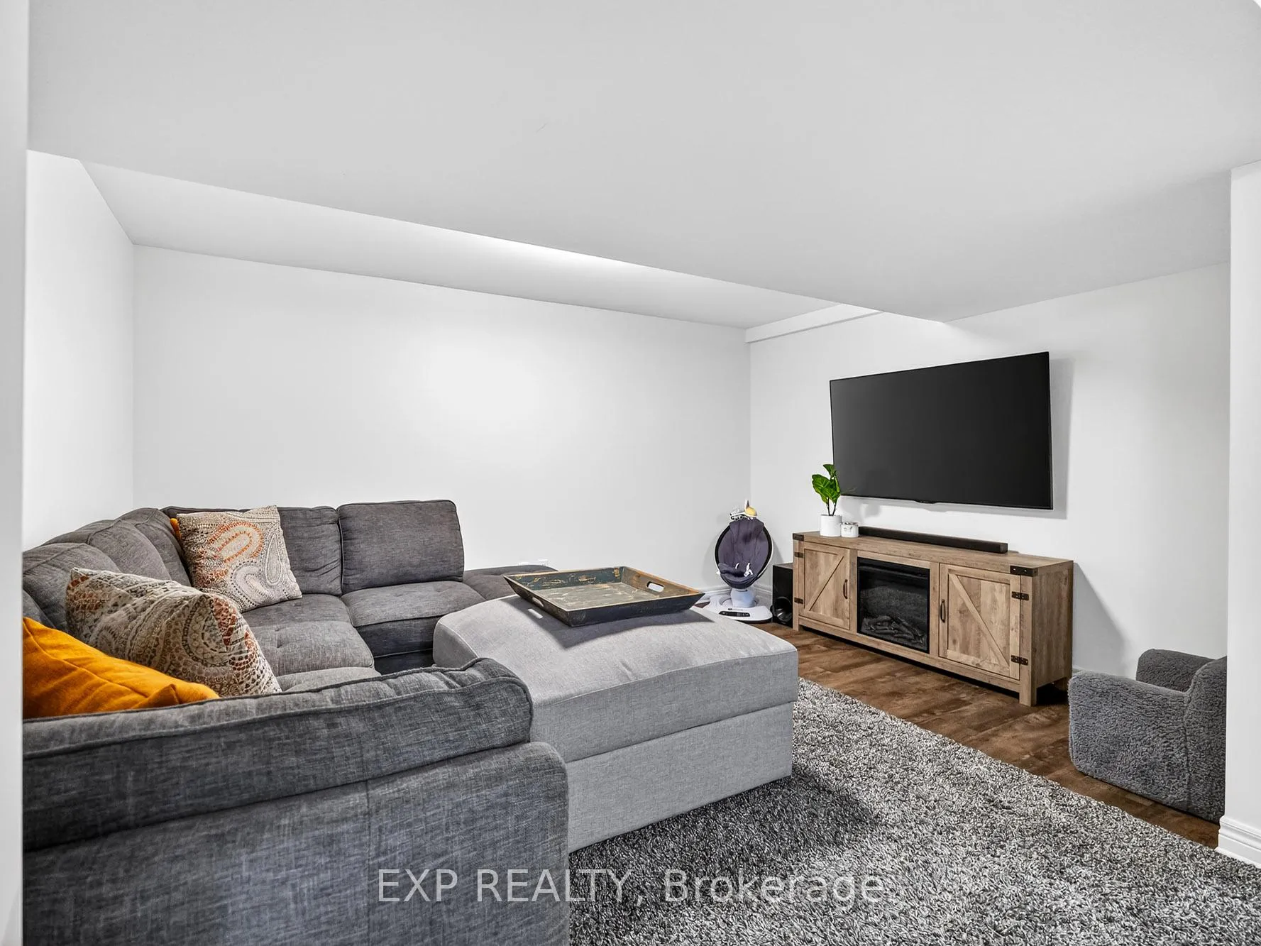 Photo 22 of 5010 David Avenue, Niagara Falls, Cherrywood — HOMEH