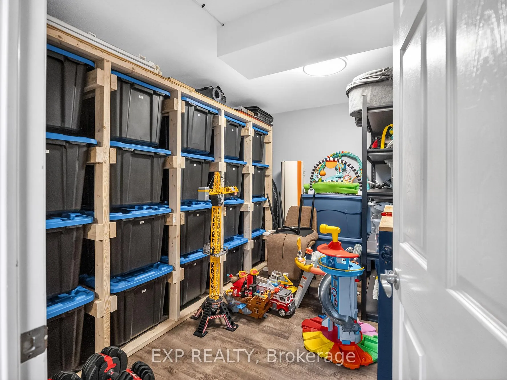 Photo 28 of 5010 David Avenue, Niagara Falls, Cherrywood — HOMEH