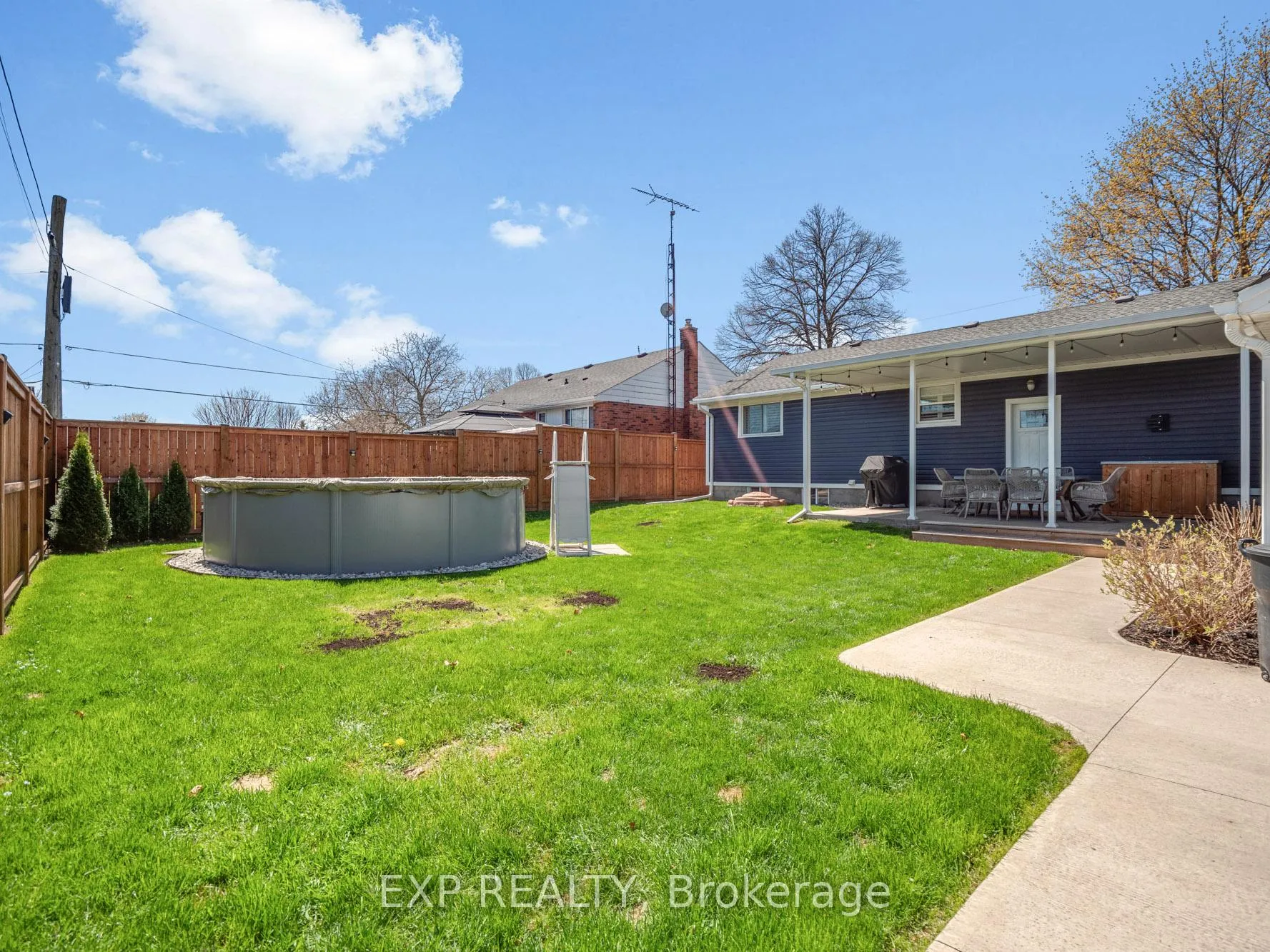 Photo 35 of 5010 David Avenue, Niagara Falls, Cherrywood — HOMEH