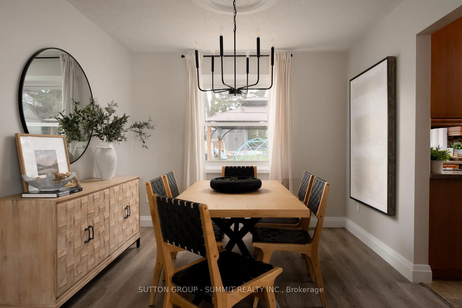 Photo 9 of 27 Millbridge Crescent, Pelham, Fonthill — HOMEH