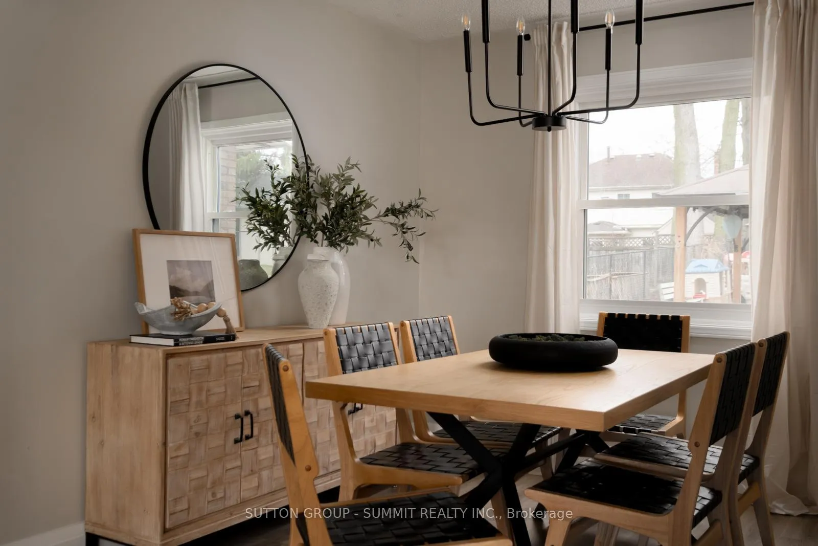 Photo 10 of 27 Millbridge Crescent, Pelham, Fonthill — HOMEH