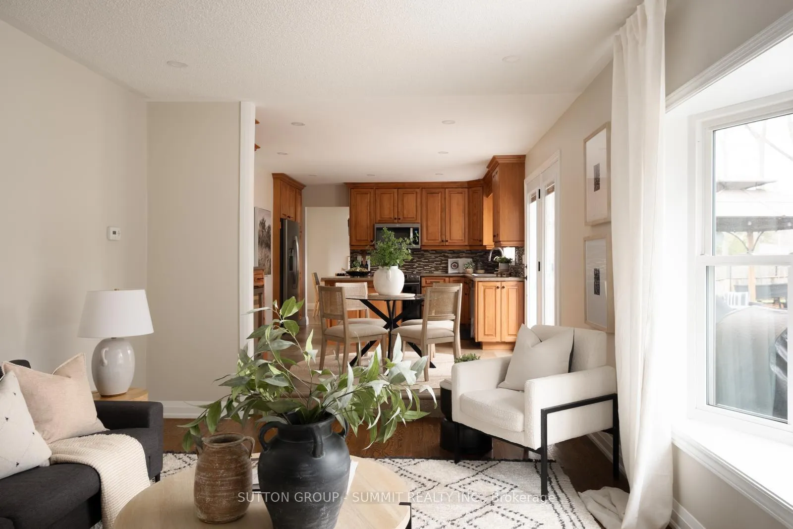 Photo 15 of 27 Millbridge Crescent, Pelham, Fonthill — HOMEH