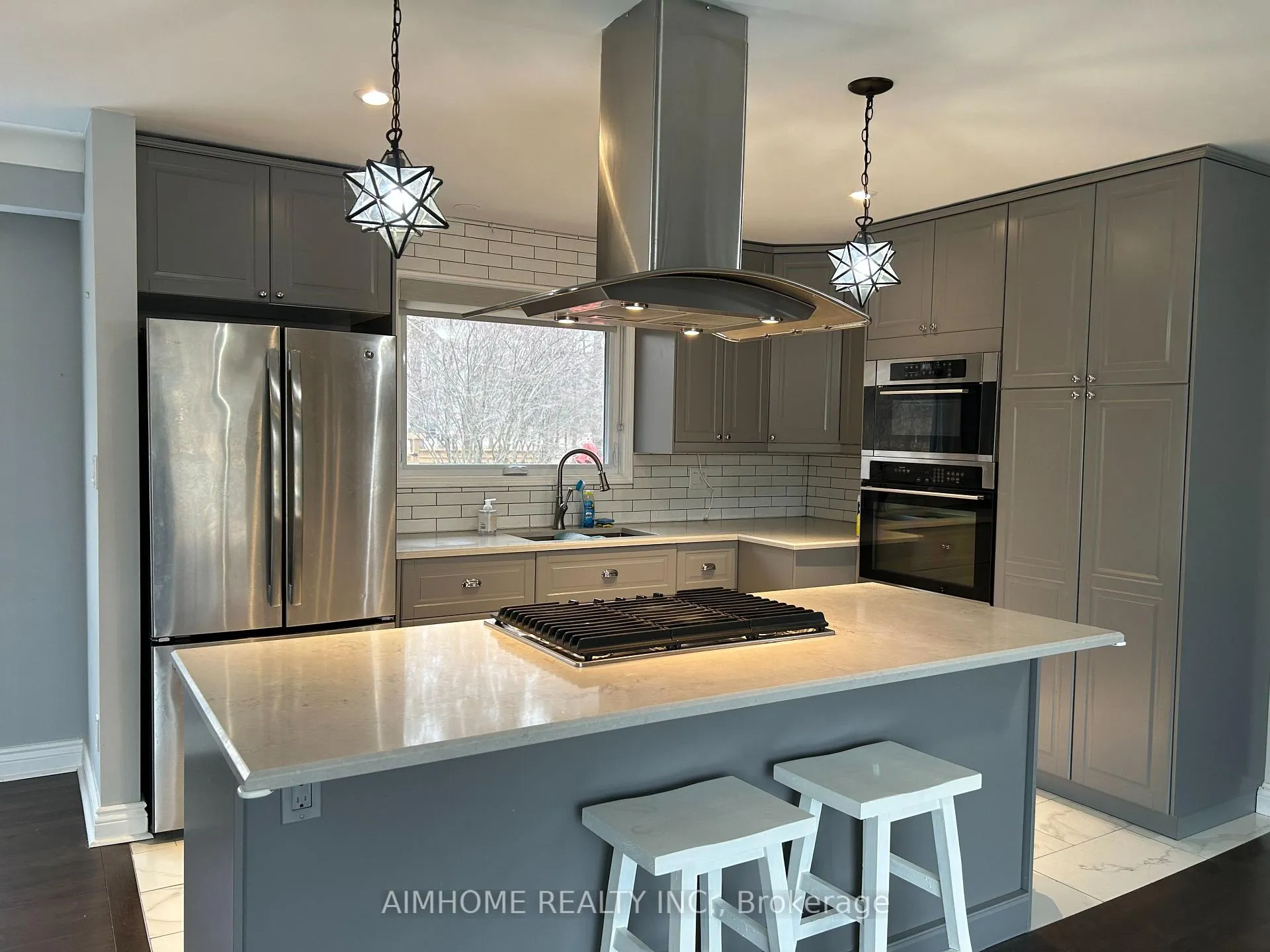 Photo 5 of 2415 Edith Avenue, Burlington, Roseland — HOMEH