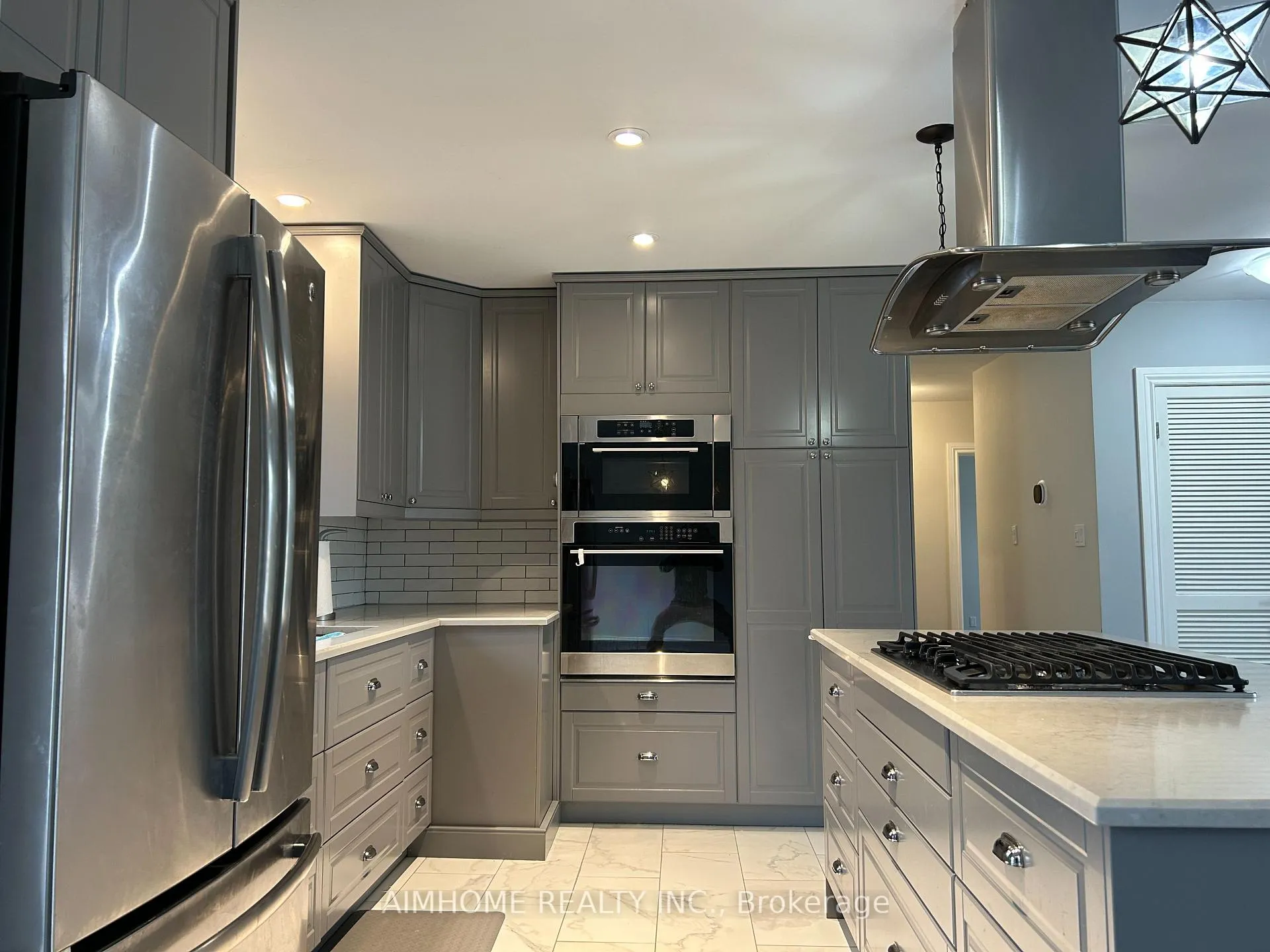 Photo 7 of 2415 Edith Avenue, Burlington, Roseland — HOMEH