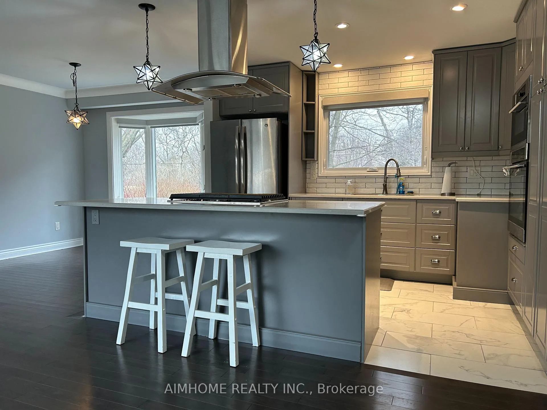 Photo 8 of 2415 Edith Avenue, Burlington, Roseland — HOMEH