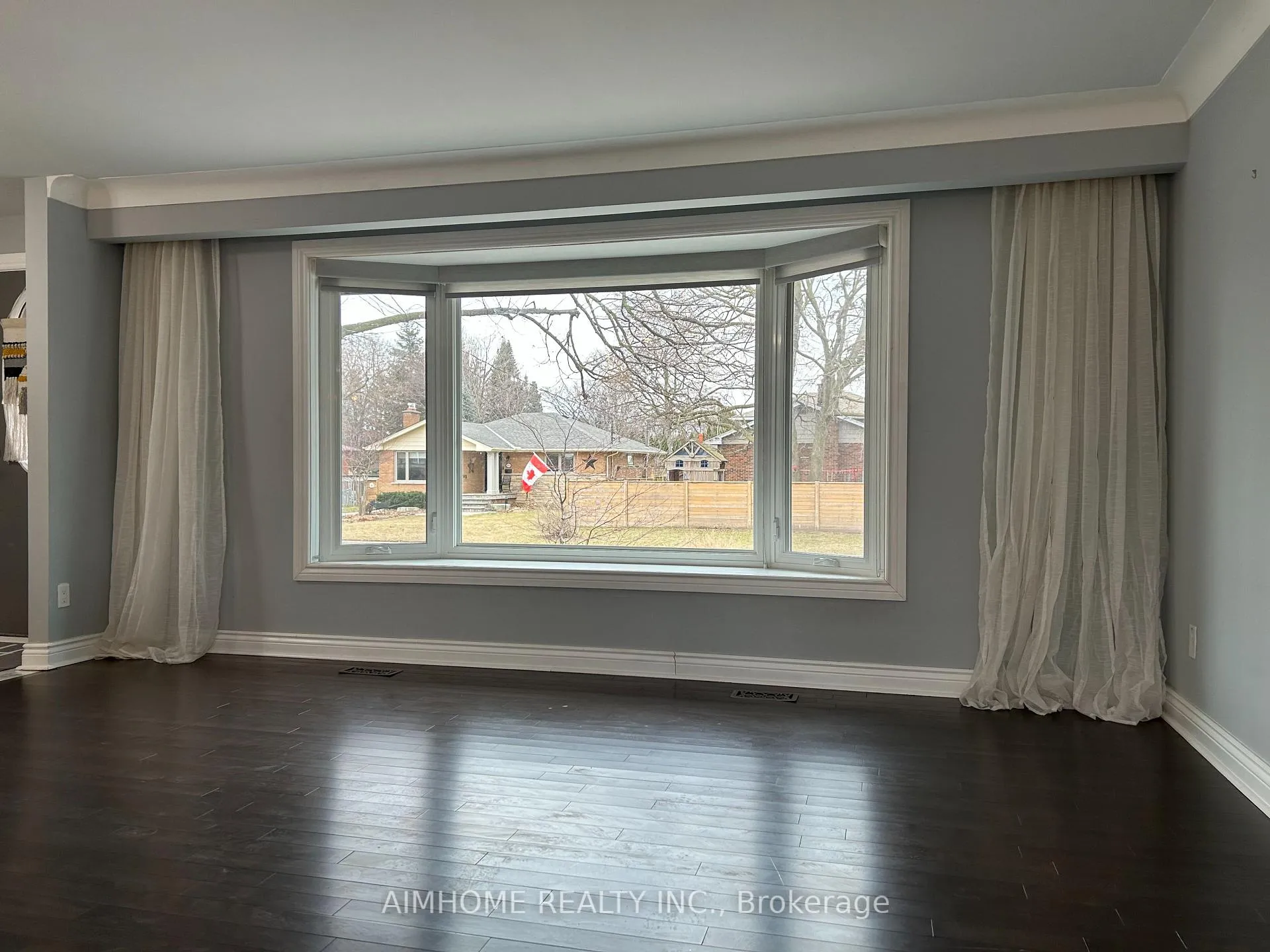 Photo 11 of 2415 Edith Avenue, Burlington, Roseland — HOMEH